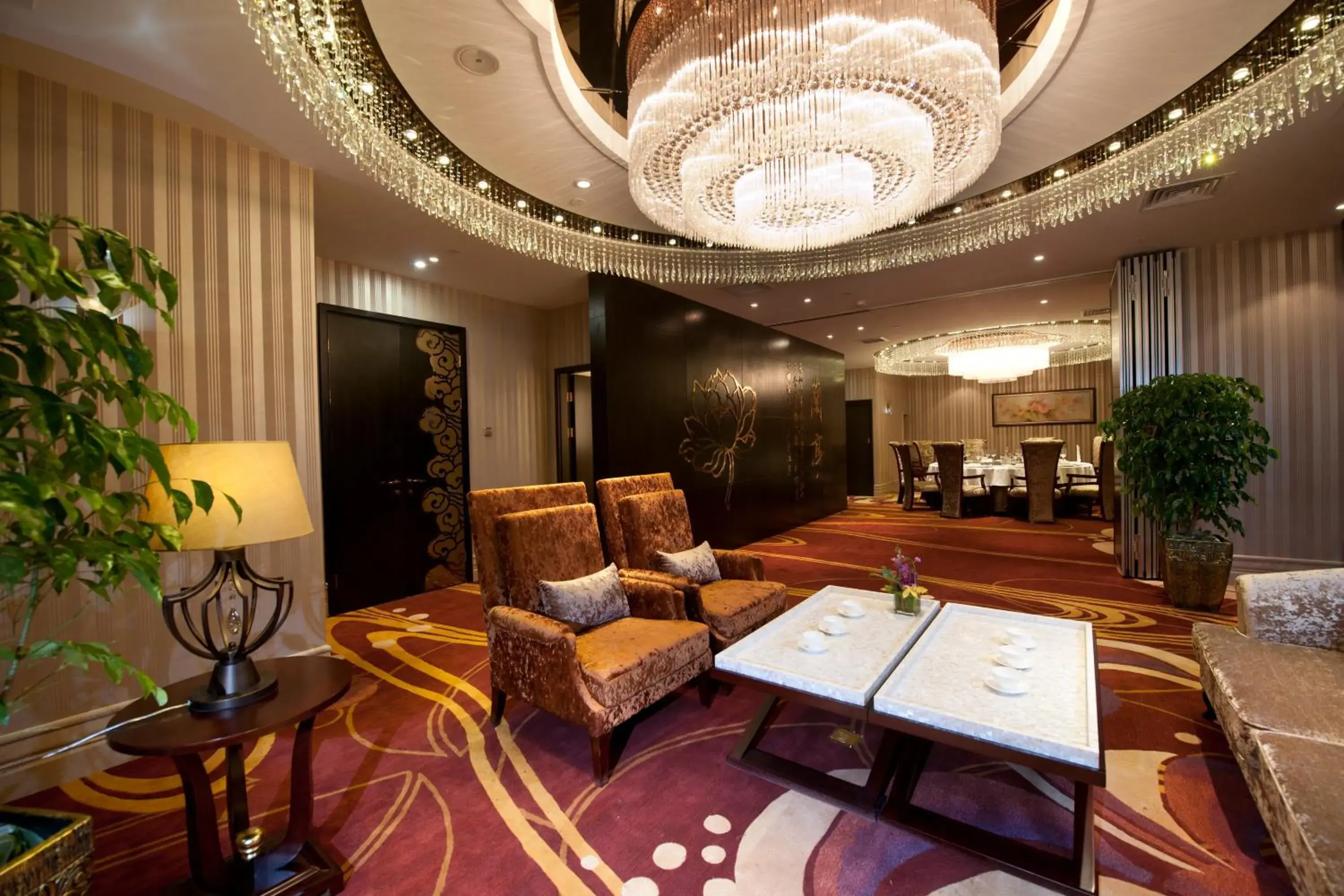 Lounge or bar in Ritan Hotel Downtown Beijing Lounge or bar in Ritan Hotel Downtown Beijing