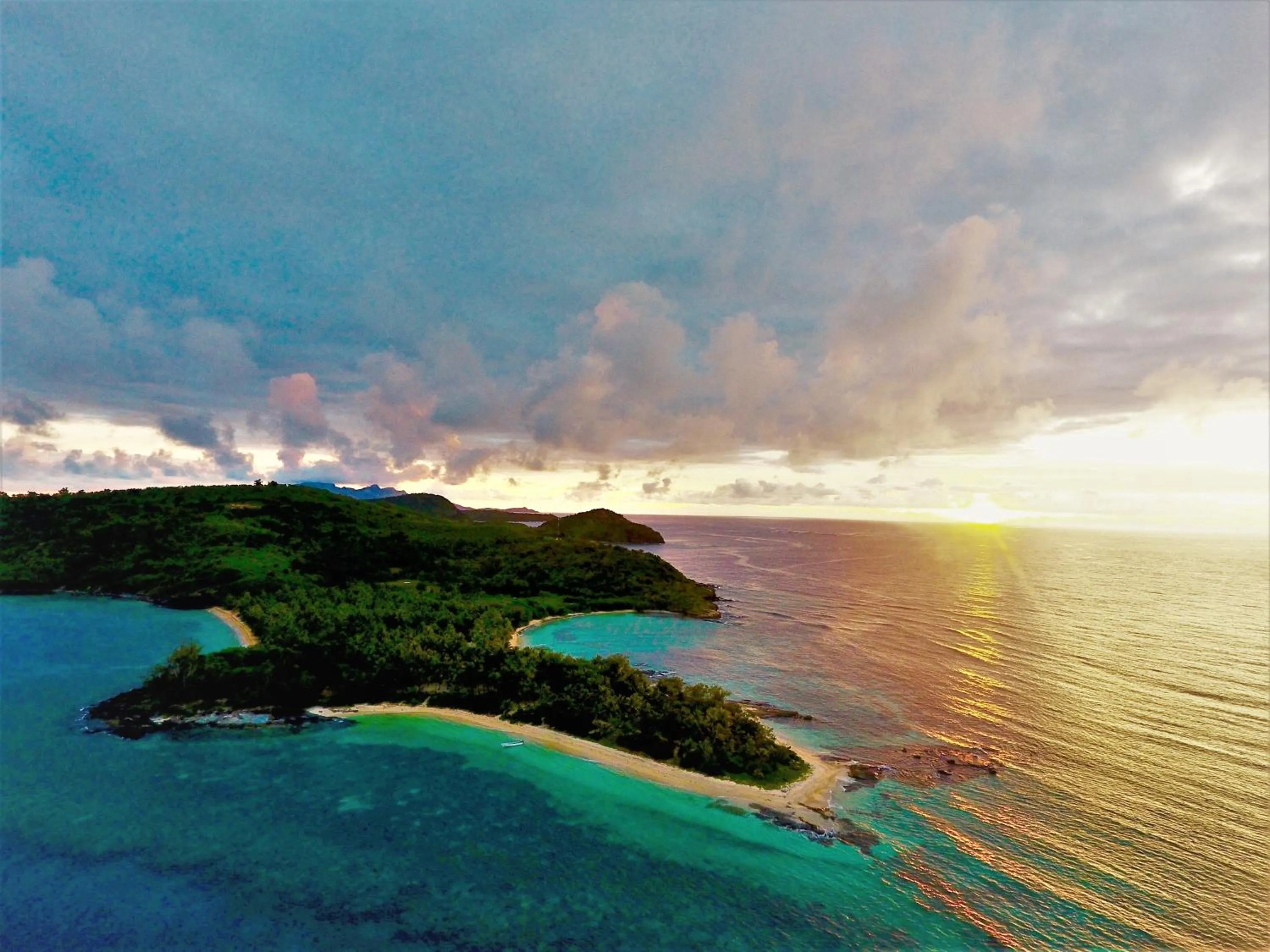 Natural landscape in Barefoot Manta Island Resort