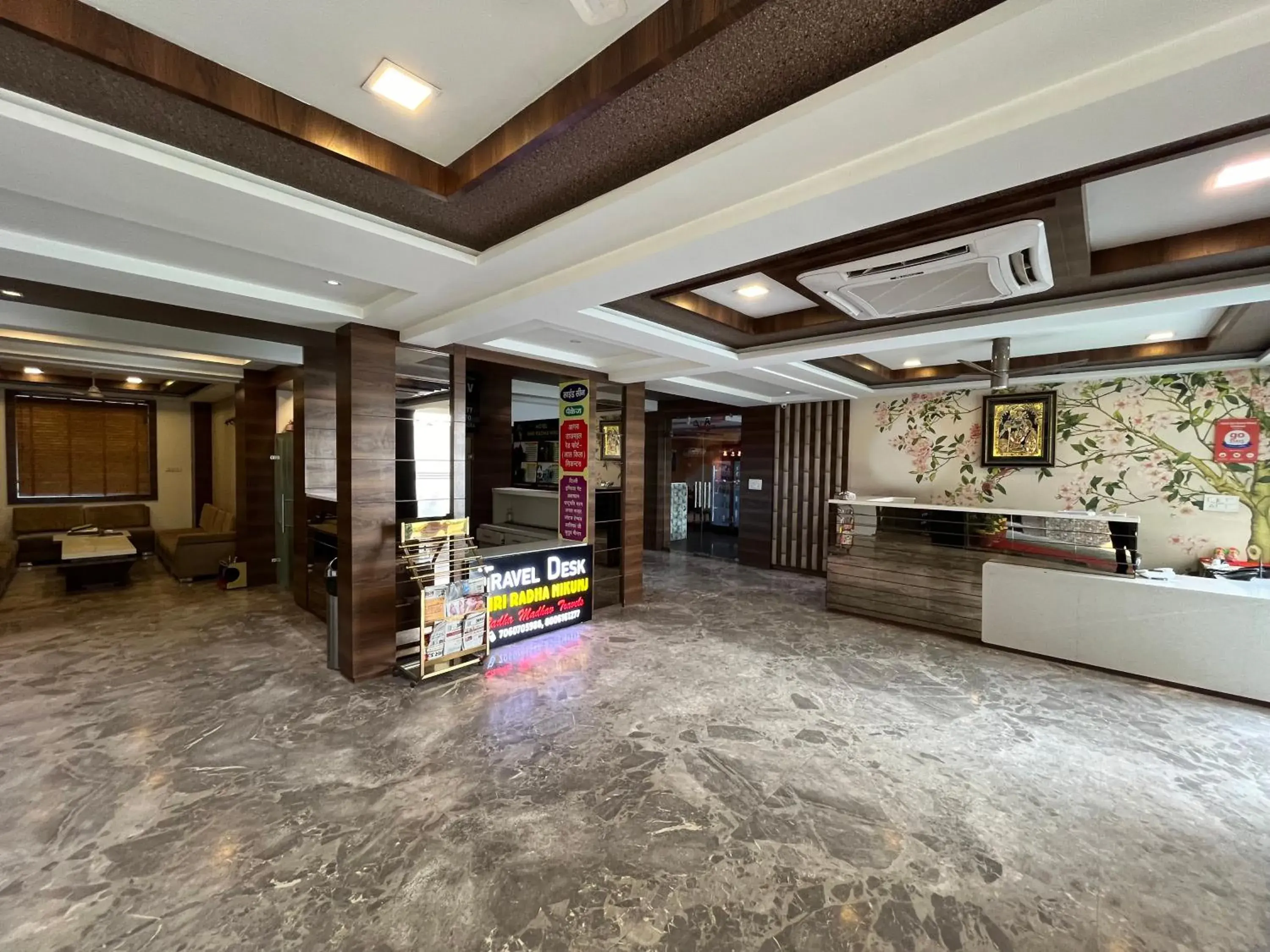 Lobby or reception in Hotel Shri Radha Nikunj - Opposite Prem Mandir Lobby or reception in Hotel Shri Radha Nikunj - Opposite Prem Mandir