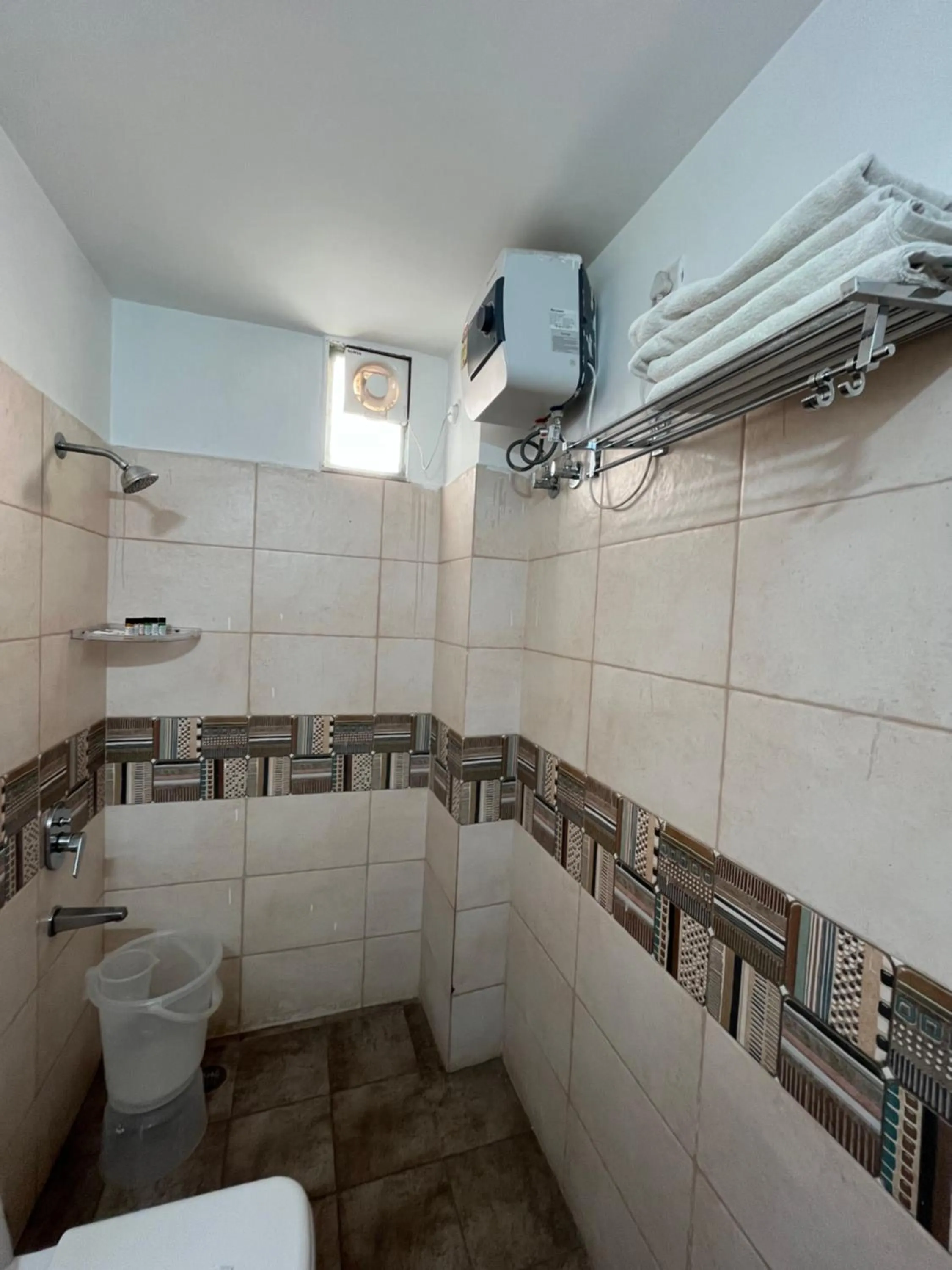 Hotel Shri Radha Nikunj - Opposite Prem Mandir