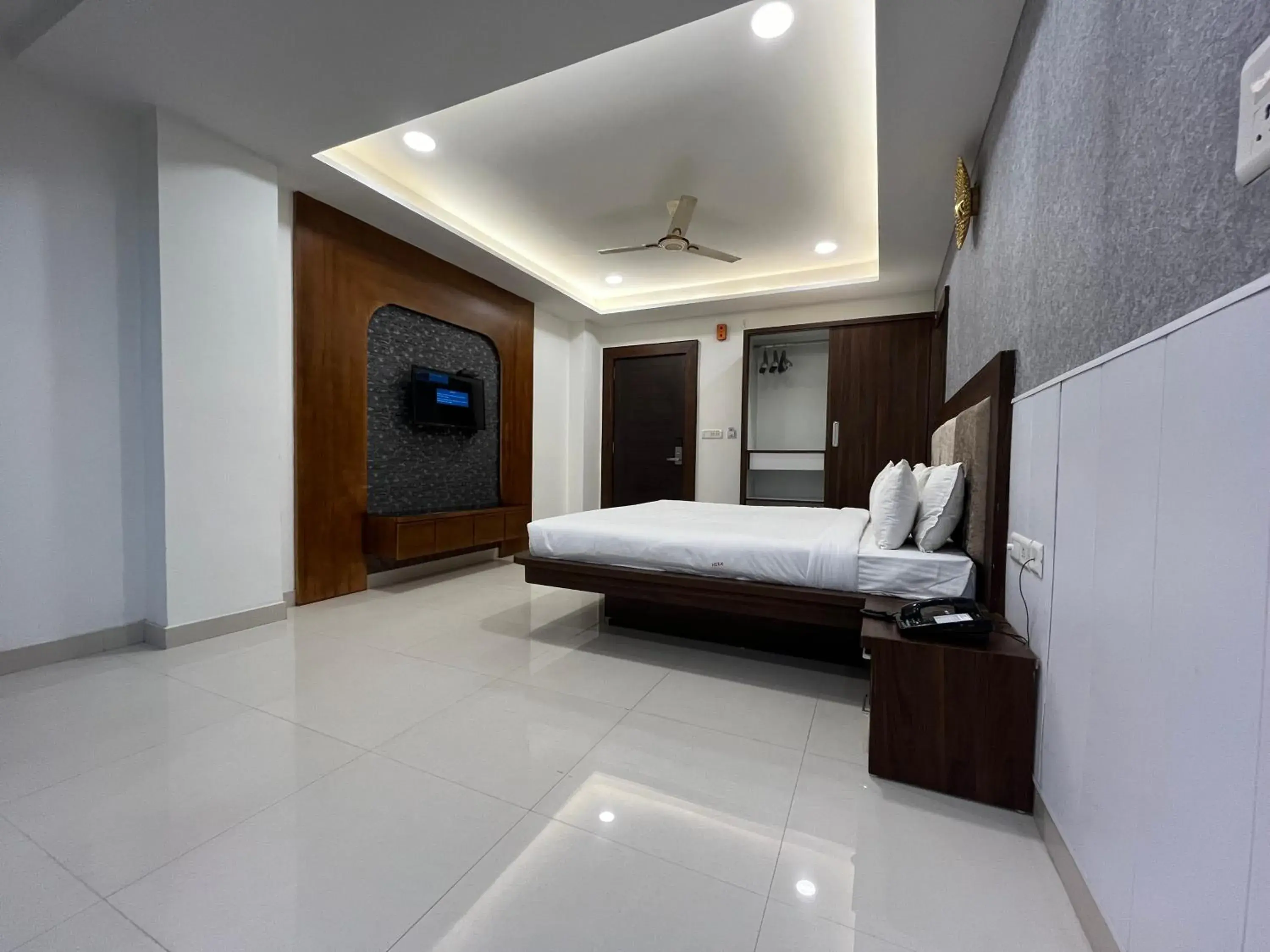 Bed in Hotel Shri Radha Nikunj - Opposite Prem Mandir Bed in Hotel Shri Radha Nikunj - Opposite Prem Mandir