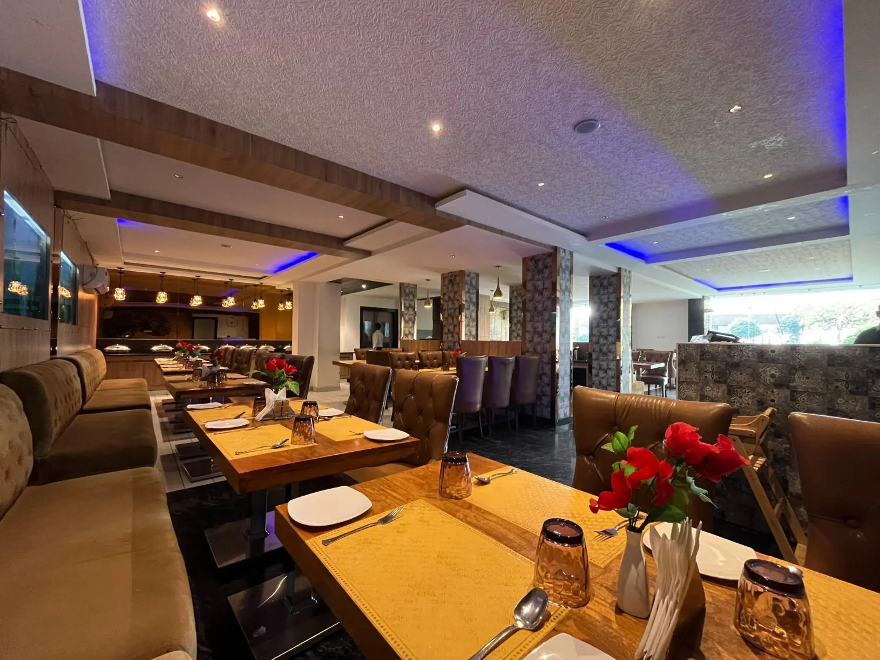 Restaurant/places to eat in Hotel Shri Radha Nikunj - Opposite Prem Mandir Restaurant/places to eat in Hotel Shri Radha Nikunj - Opposite Prem Mandir