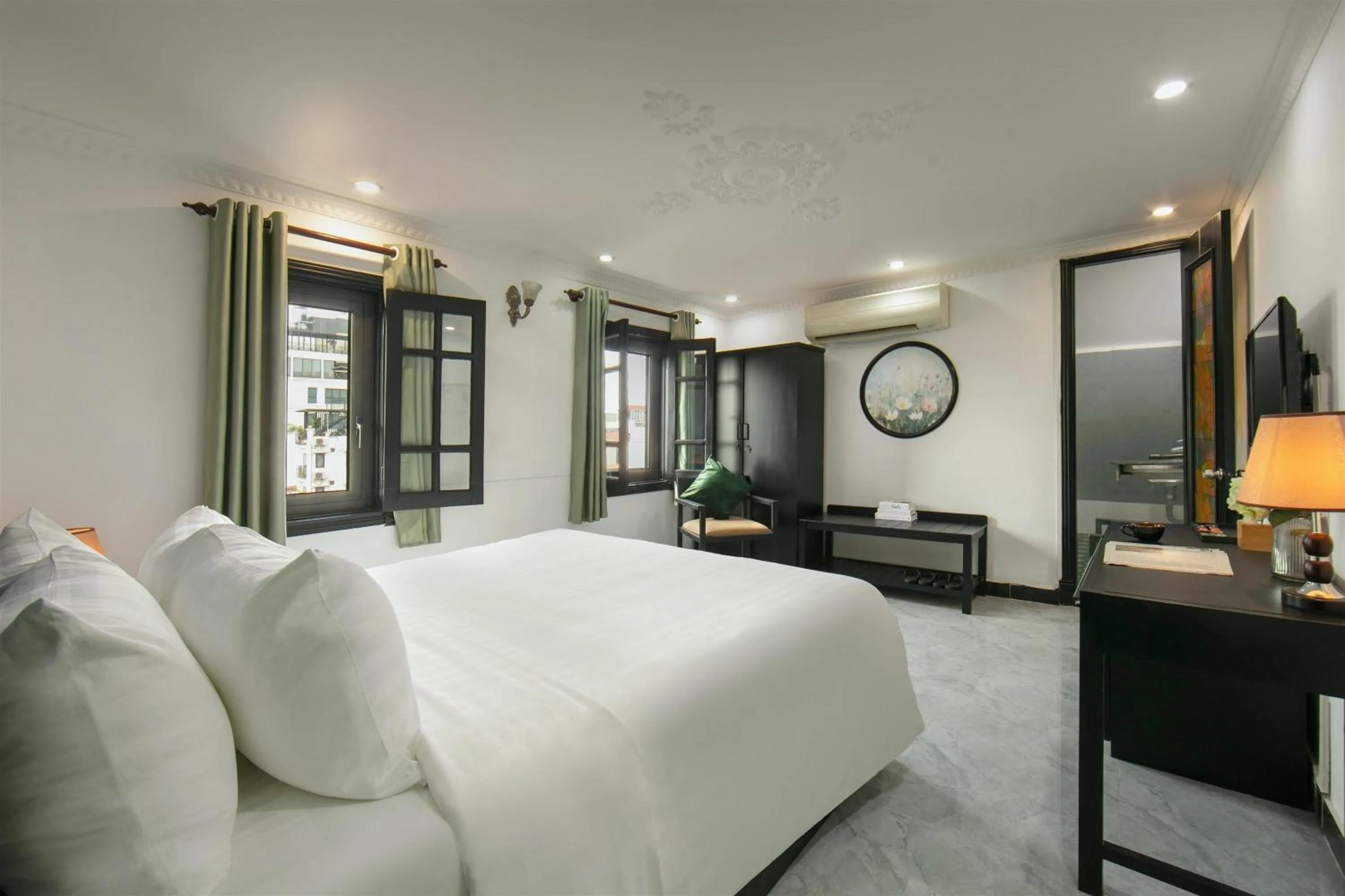 Bedroom, Bed in Old Quarter Charm Hotel