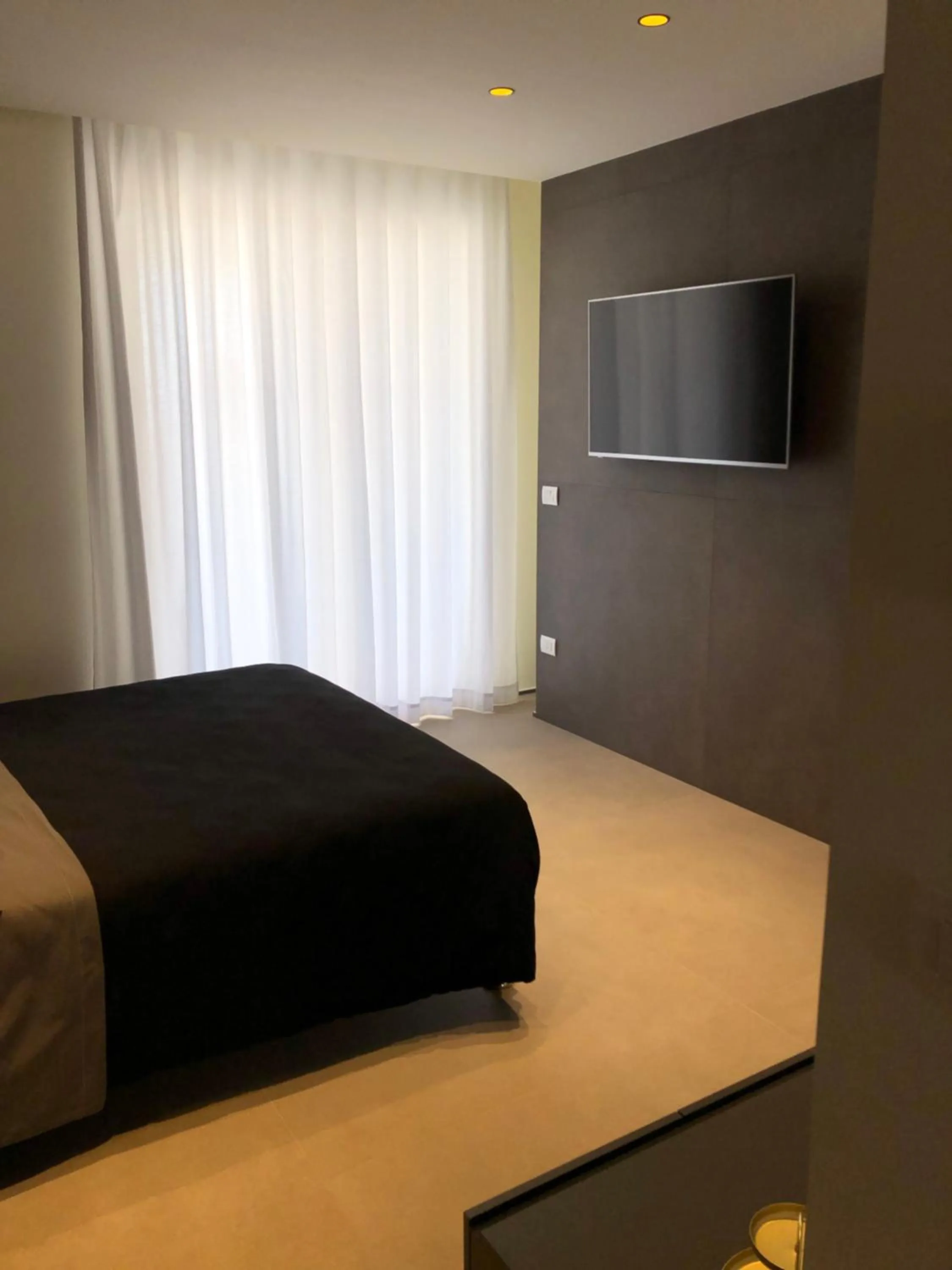 Bed in golden suites 50