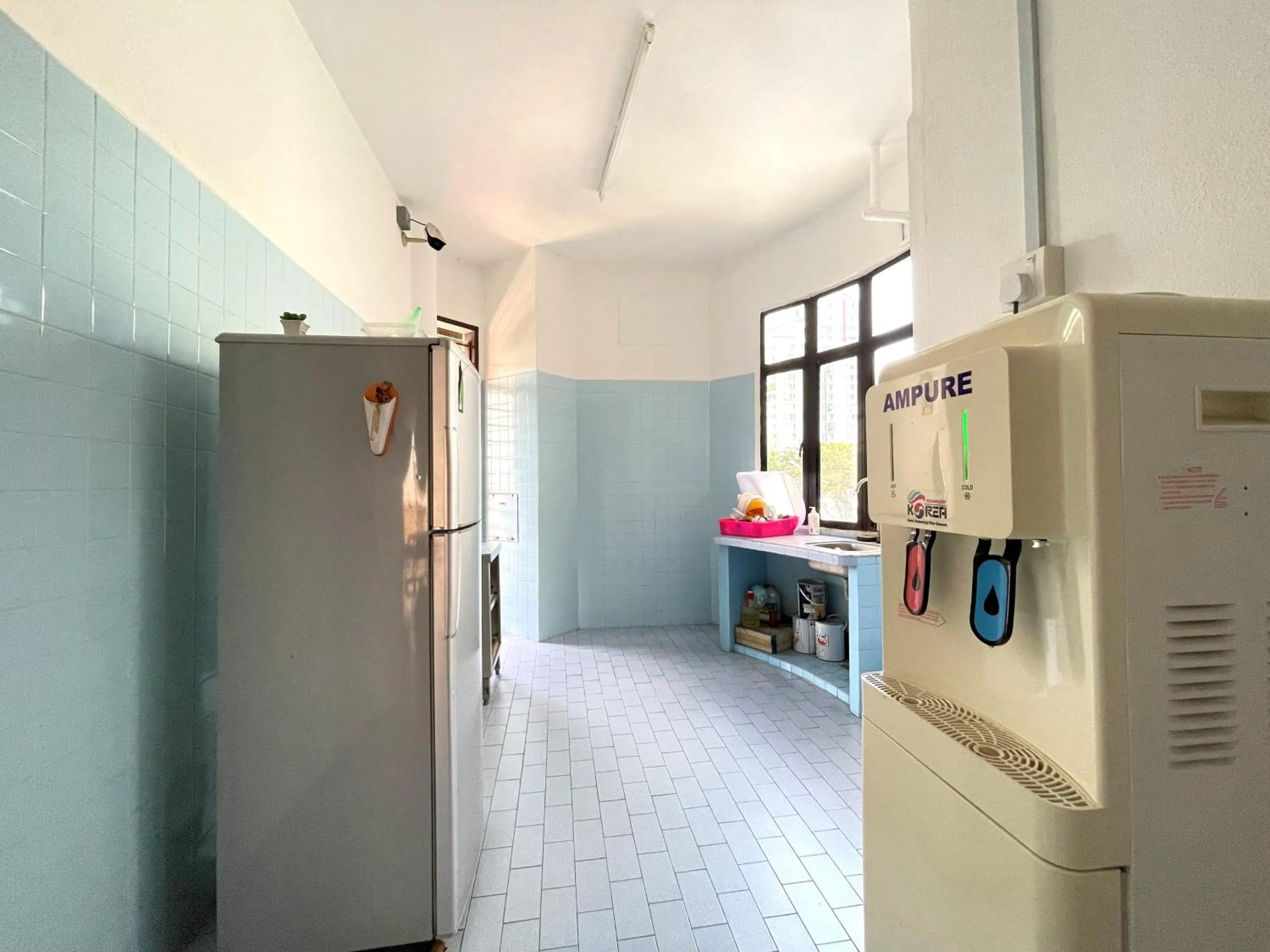 Kitchen or kitchenette in Hotel O Wg Guest House