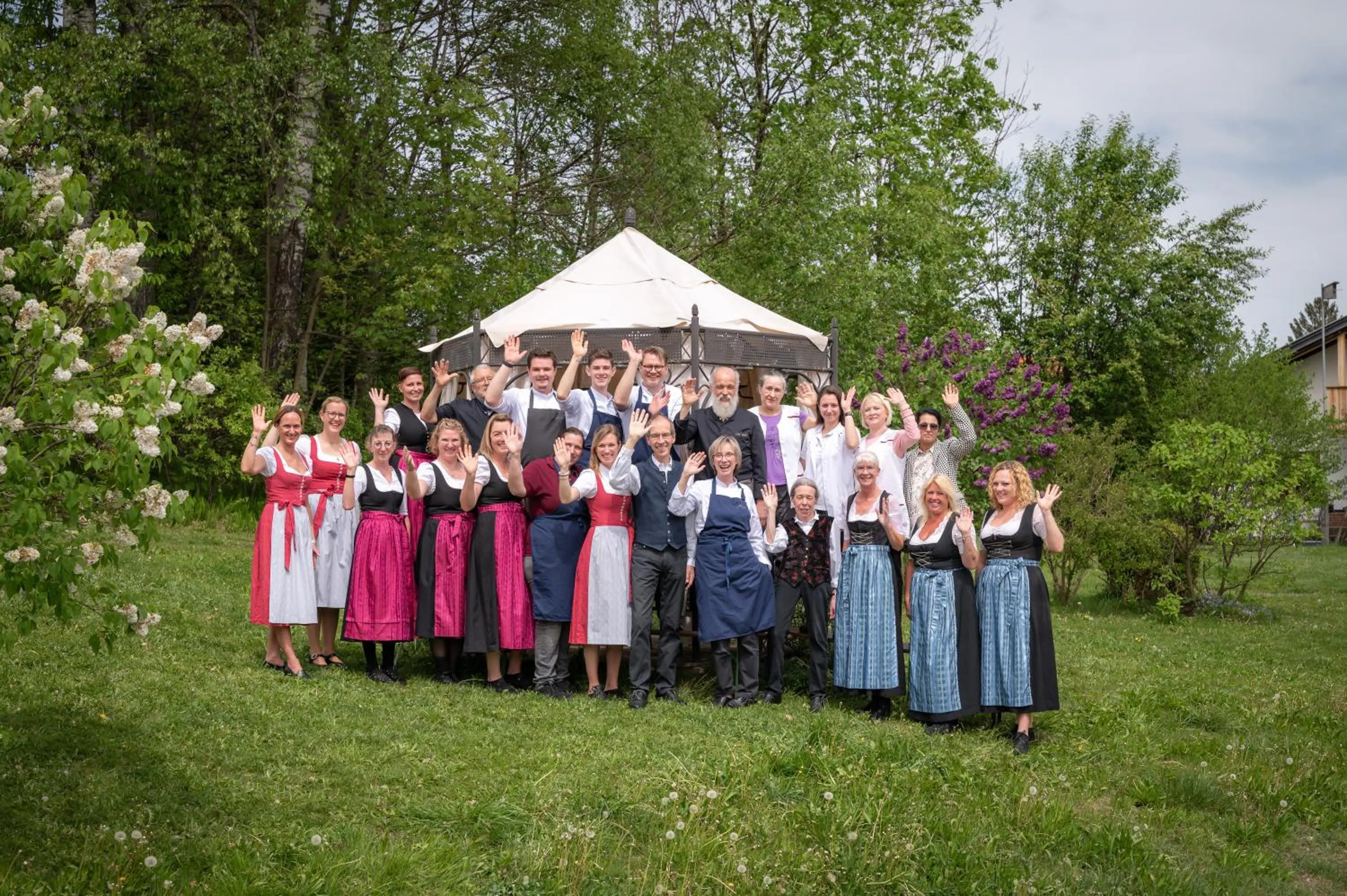 People in Hotel Helmer