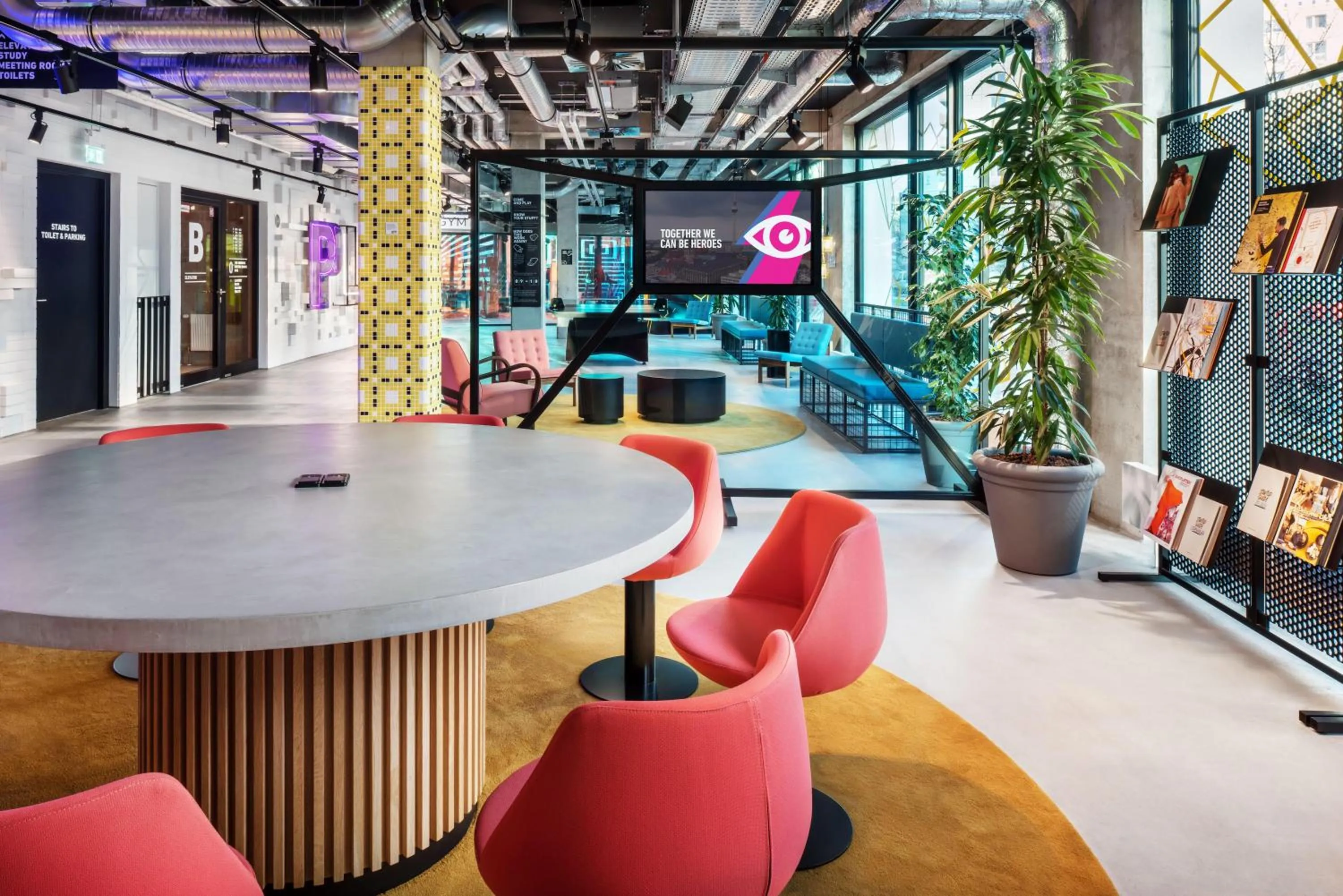 Lobby or reception in The Social Hub Berlin Alexanderplatz