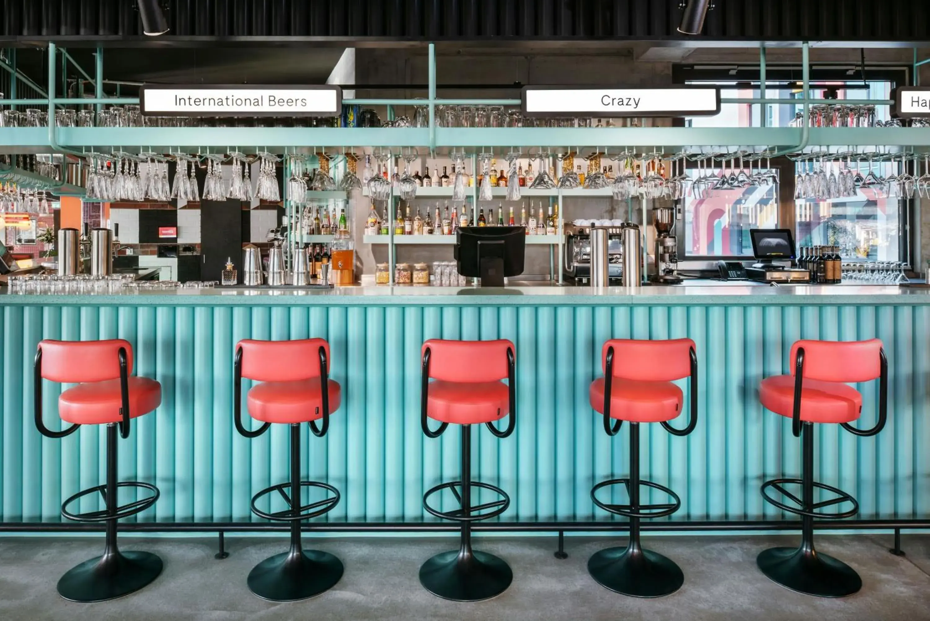 Lounge or bar in The Social Hub Berlin Alexanderplatz Lounge or bar in The Social Hub Berlin Alexanderplatz