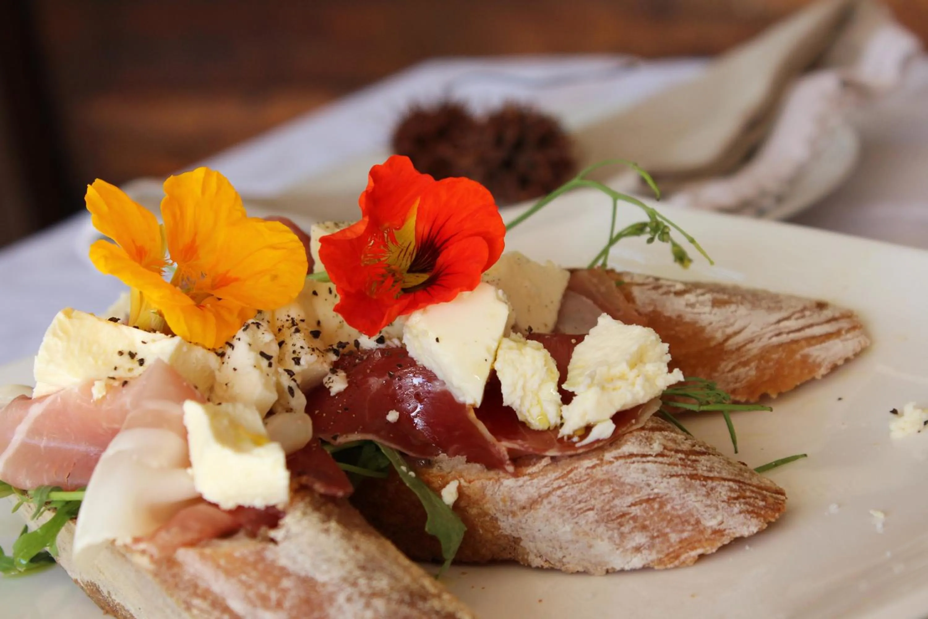 Food in Blackwaters River Lodge, Knysna