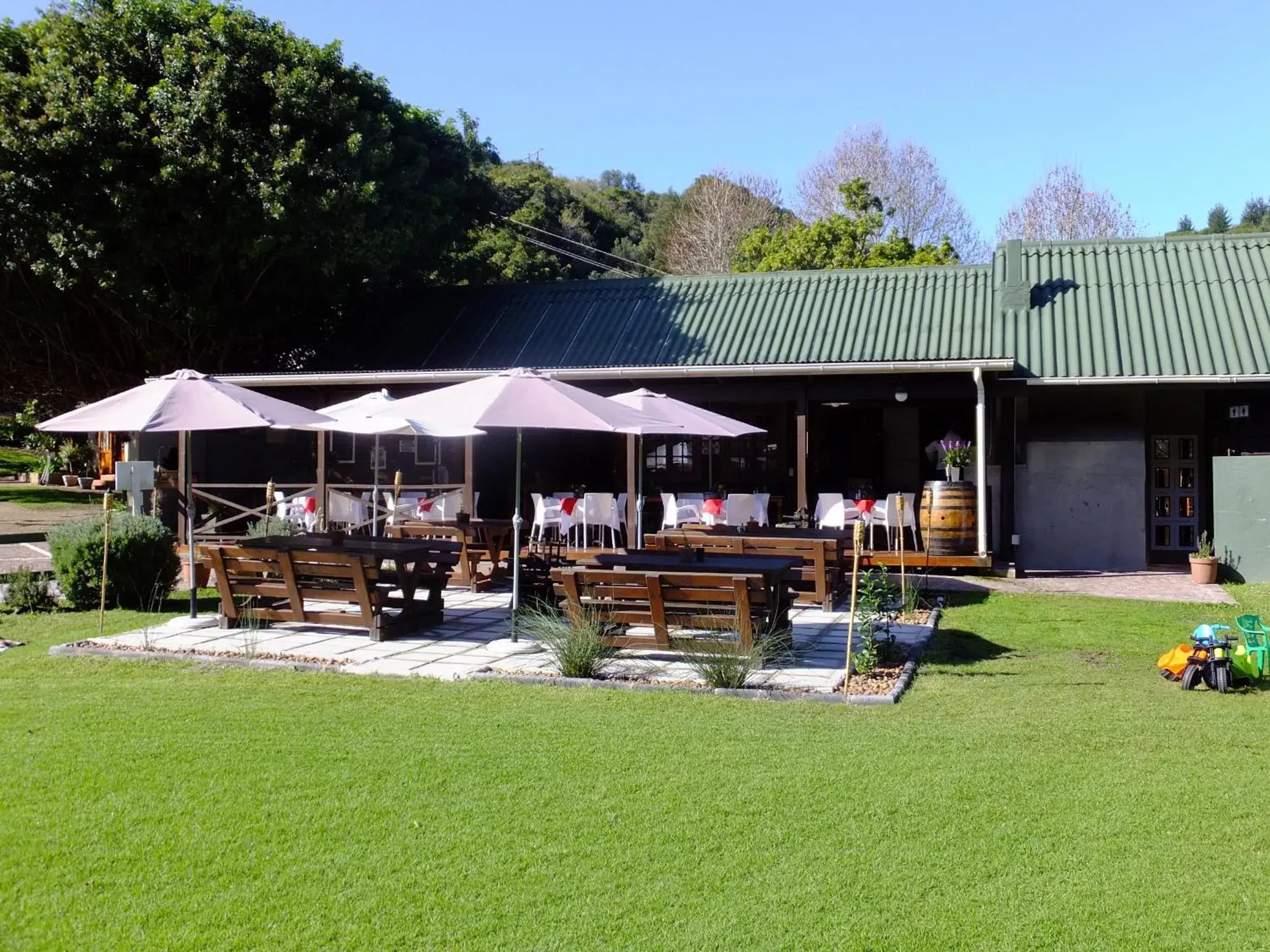 Restaurant/places to eat in Blackwaters River Lodge, Knysna Restaurant/places to eat in Blackwaters River Lodge, Knysna