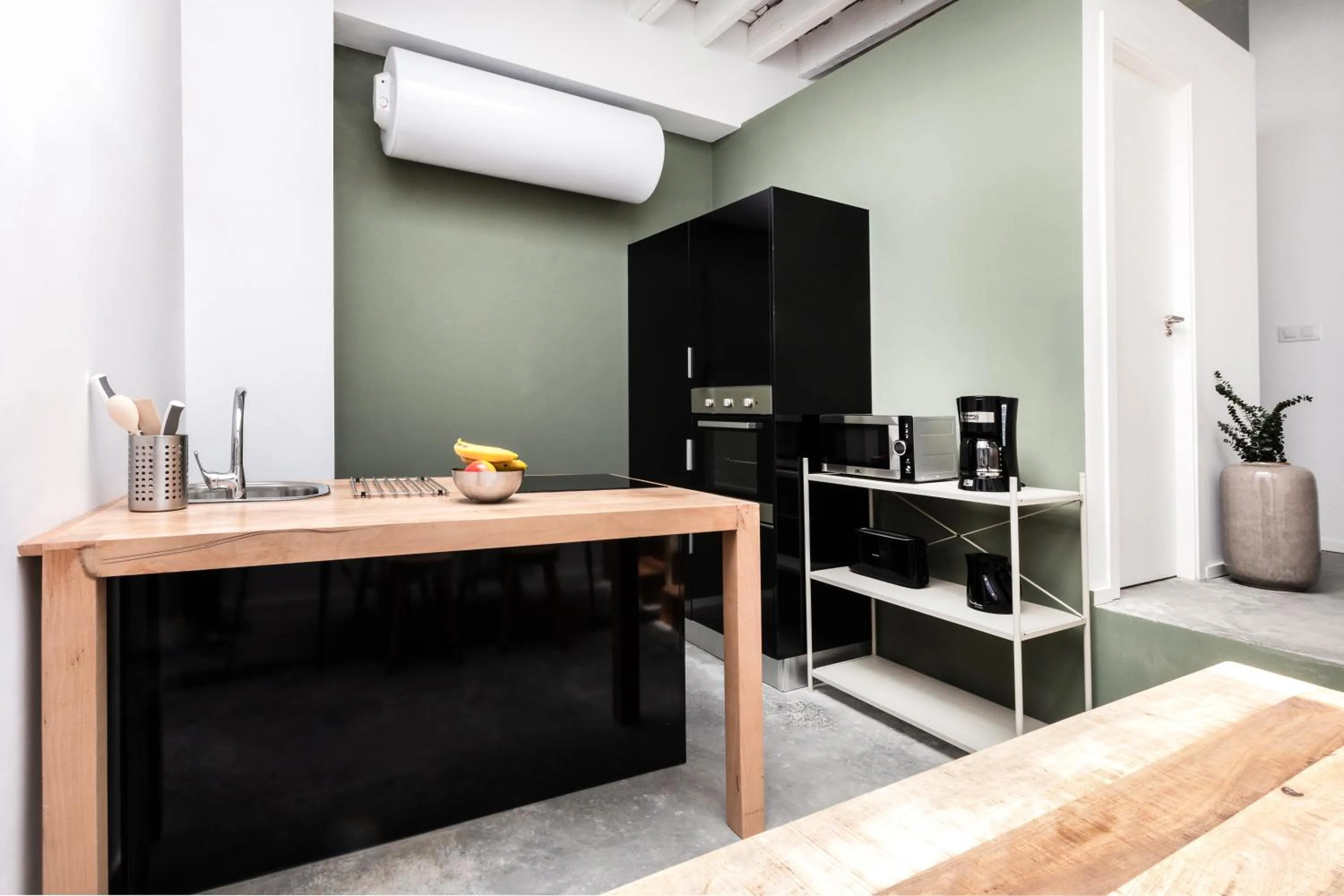 Kitchen or kitchenette in Slow Suites Maestranza