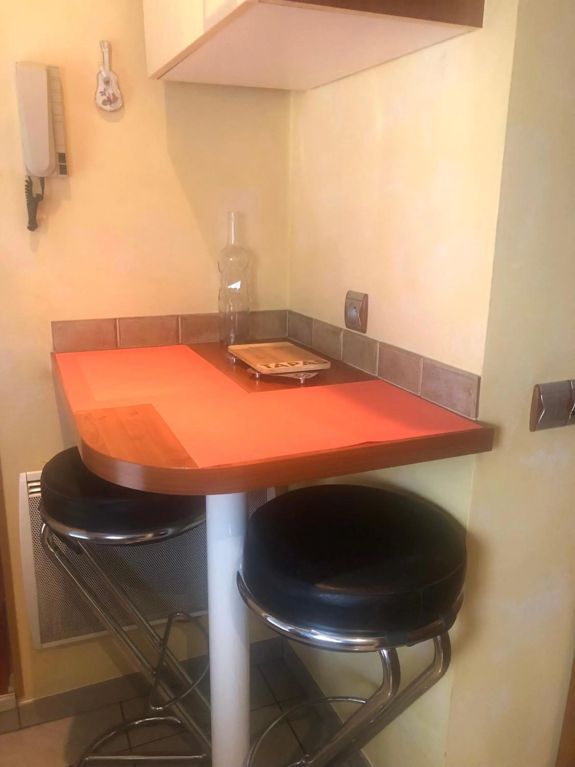 Dining area in AUX DEUX CIGOGNES AMMERSCHWIHR