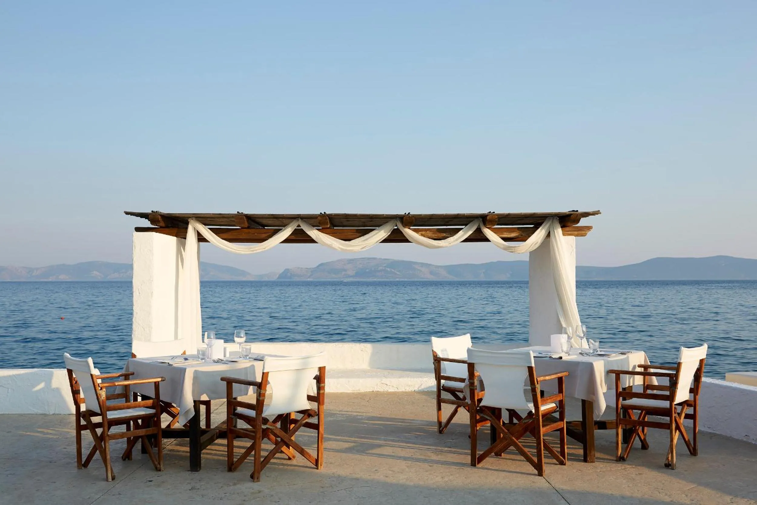 Seating area in Hydra Beach Resort
