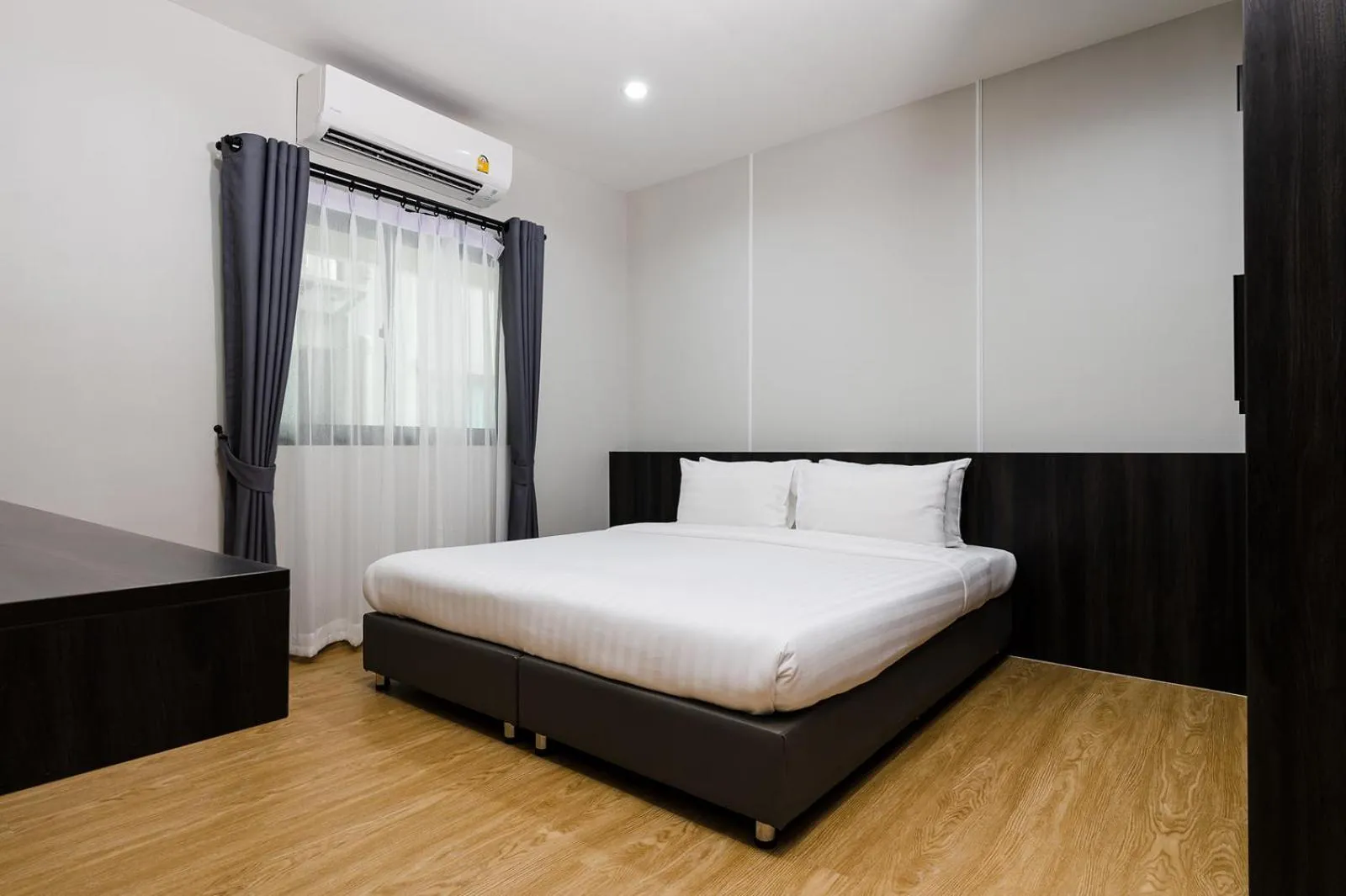 Bedroom, Bed in College Haus Rangnam