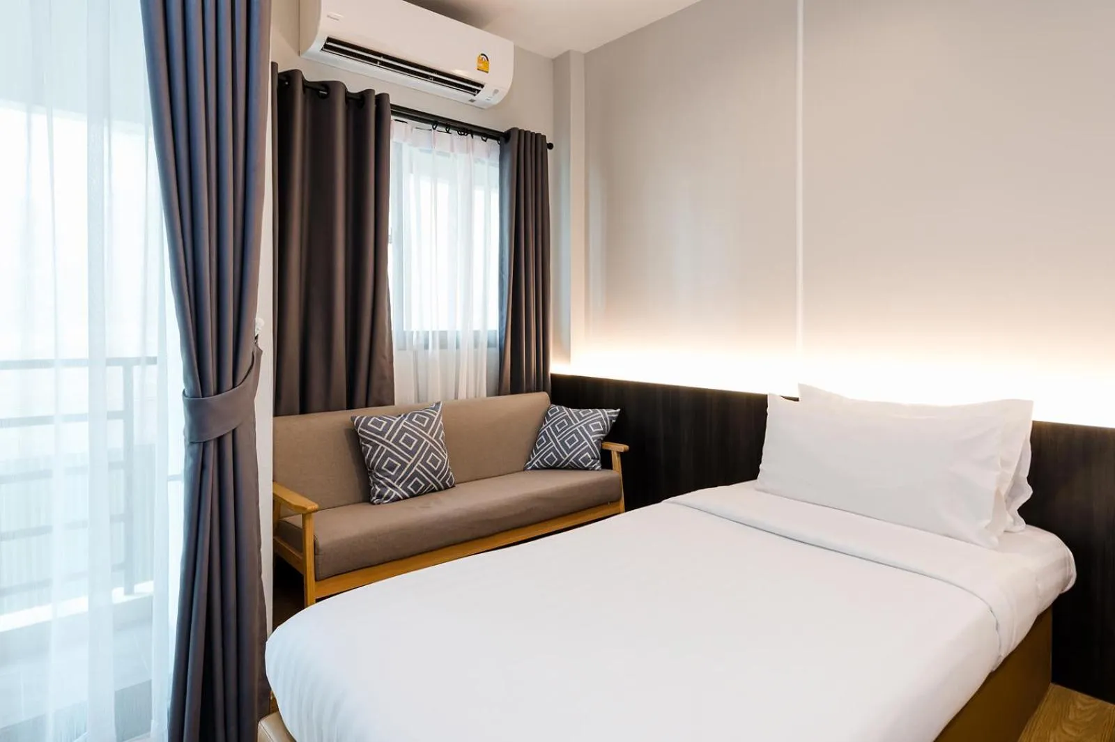 Bedroom, Bed in College Haus Rangnam