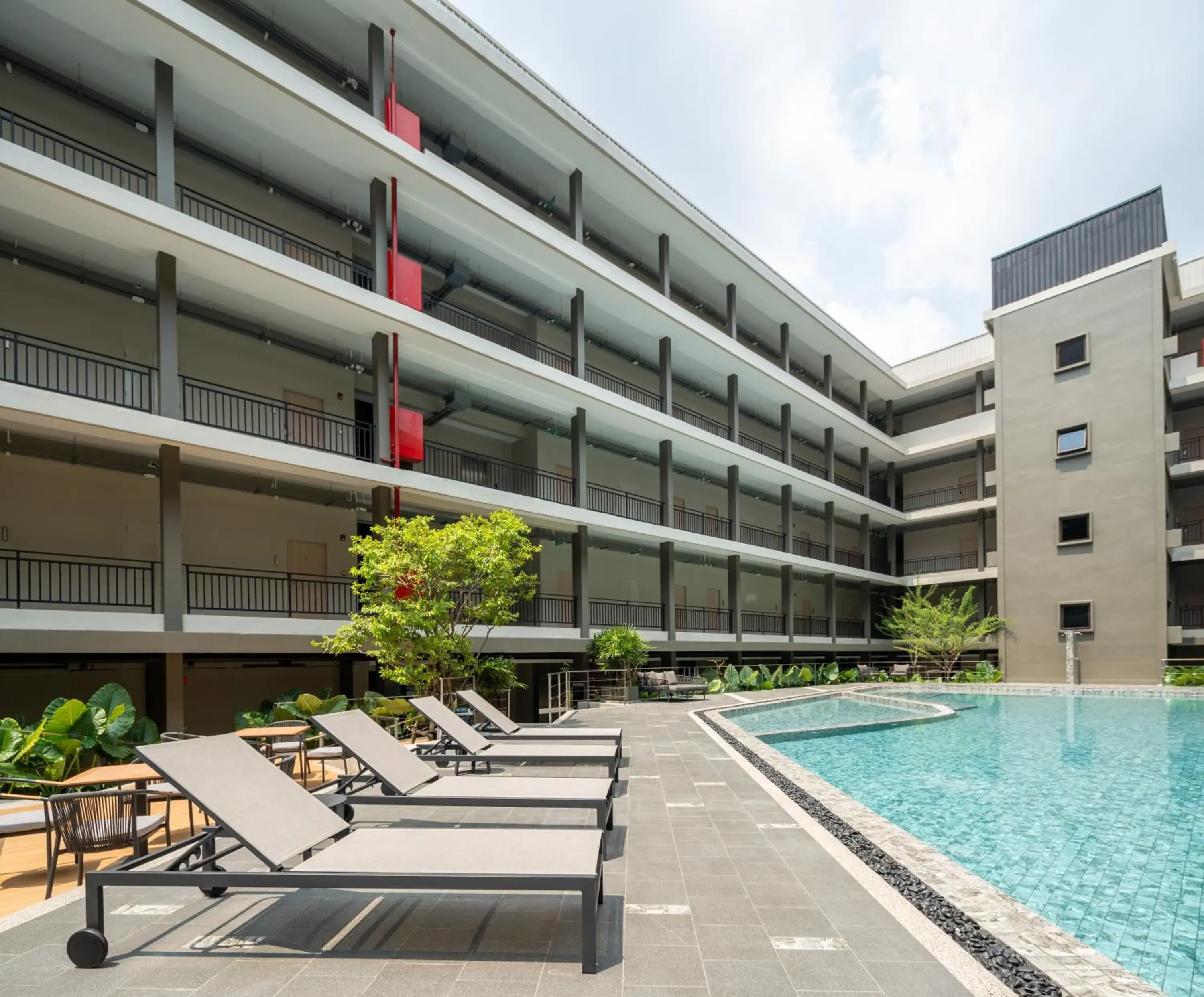 Property building in College Haus Rangnam Property building in College Haus Rangnam