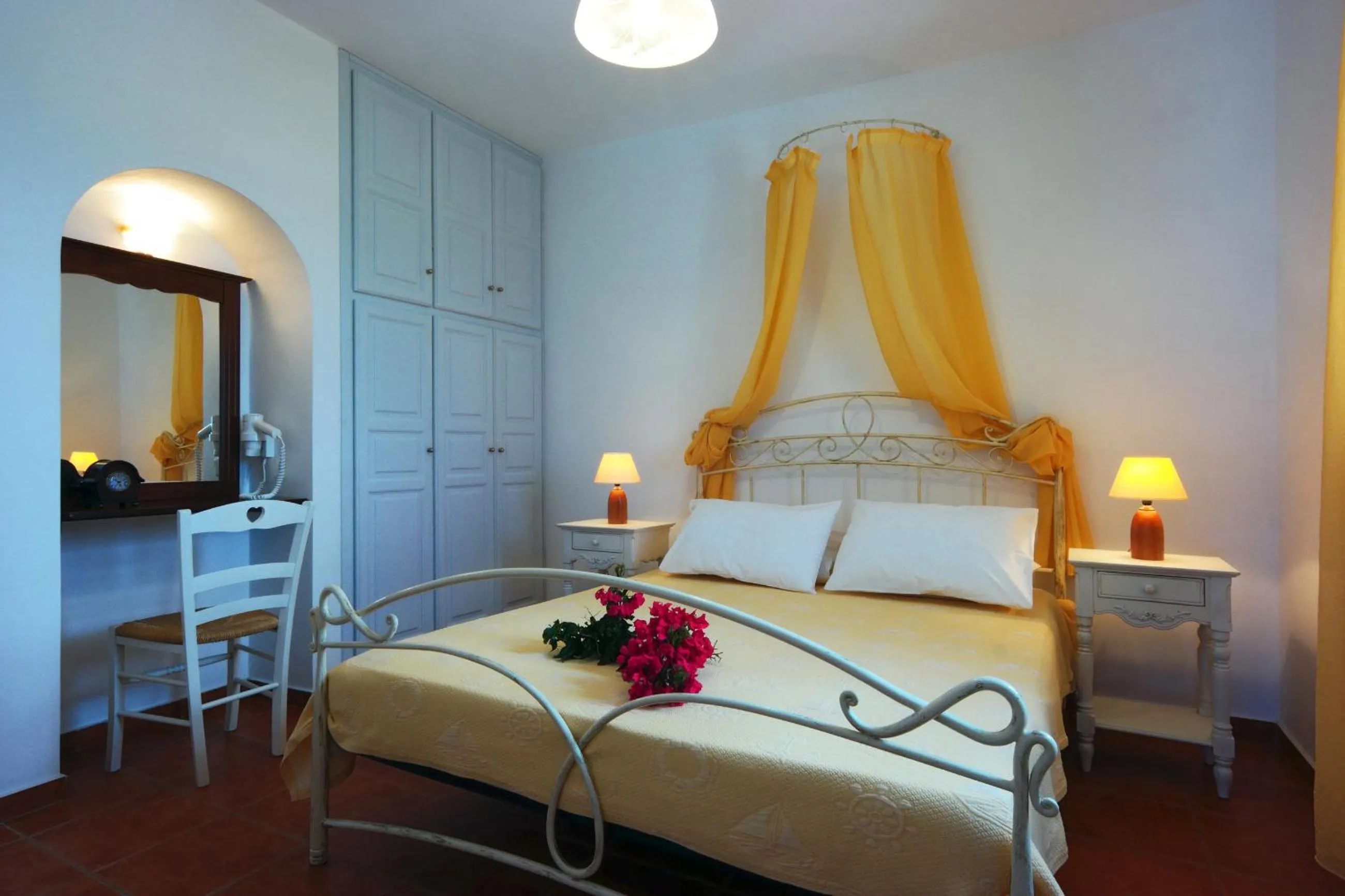 Bed in Belvedere Apartments
