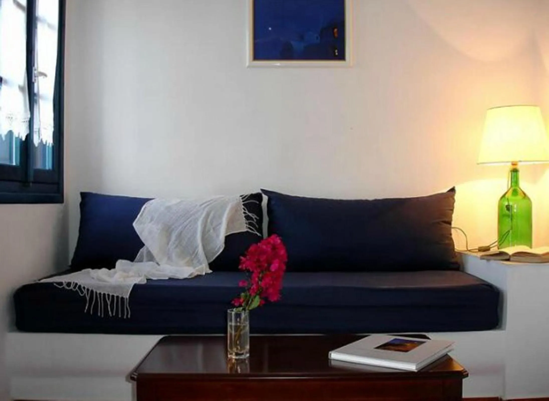 Living room in Belvedere Apartments