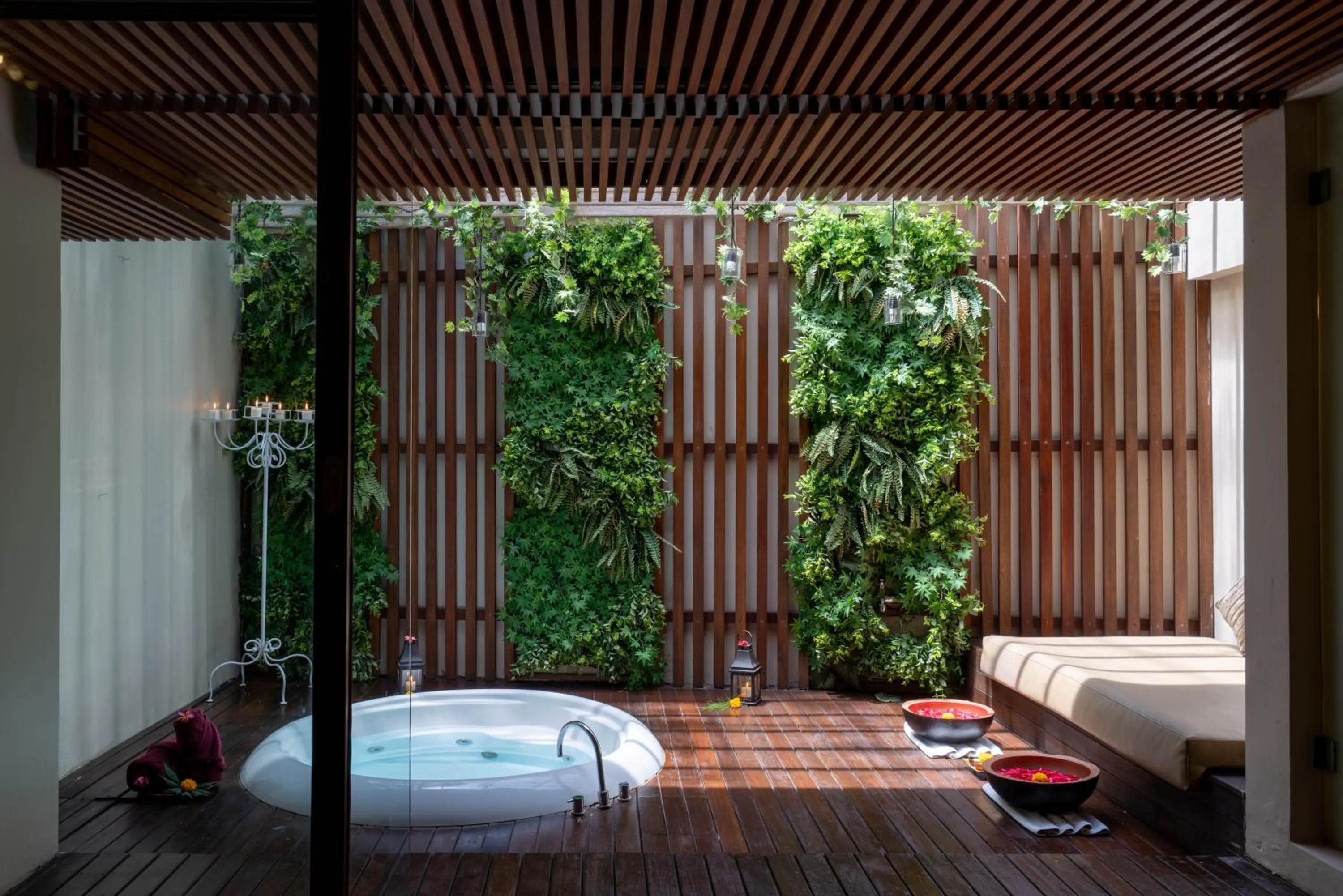 Spa and wellness centre/facilities, Bed in Berry Amour Romantic Villas