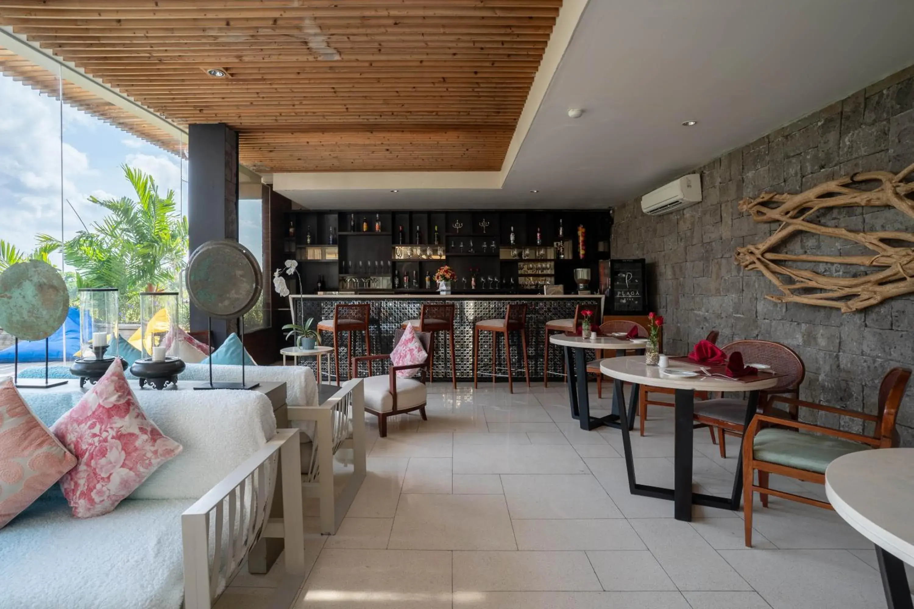 Restaurant/places to eat in Berry Amour Romantic Villas Restaurant/places to eat in Berry Amour Romantic Villas