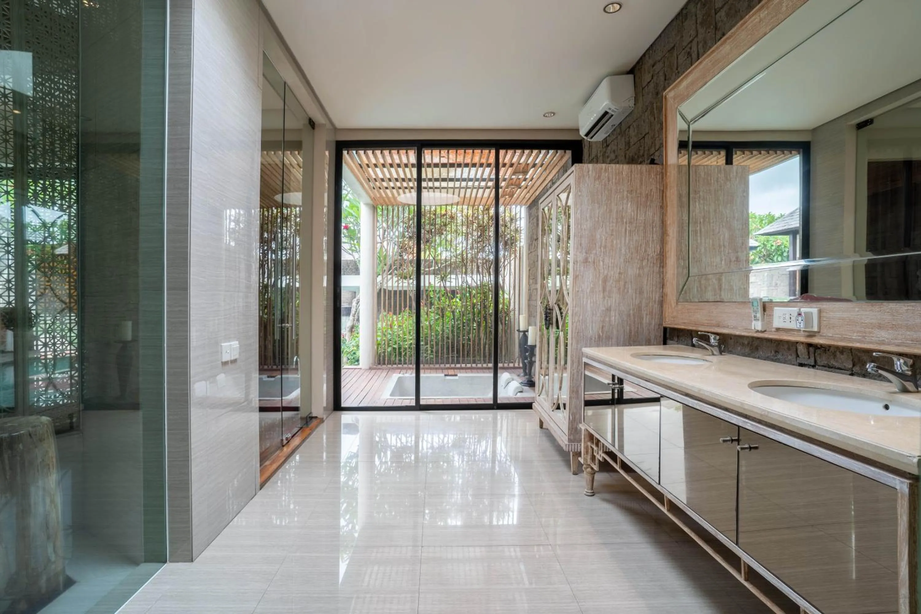 Bathroom in Berry Amour Romantic Villas