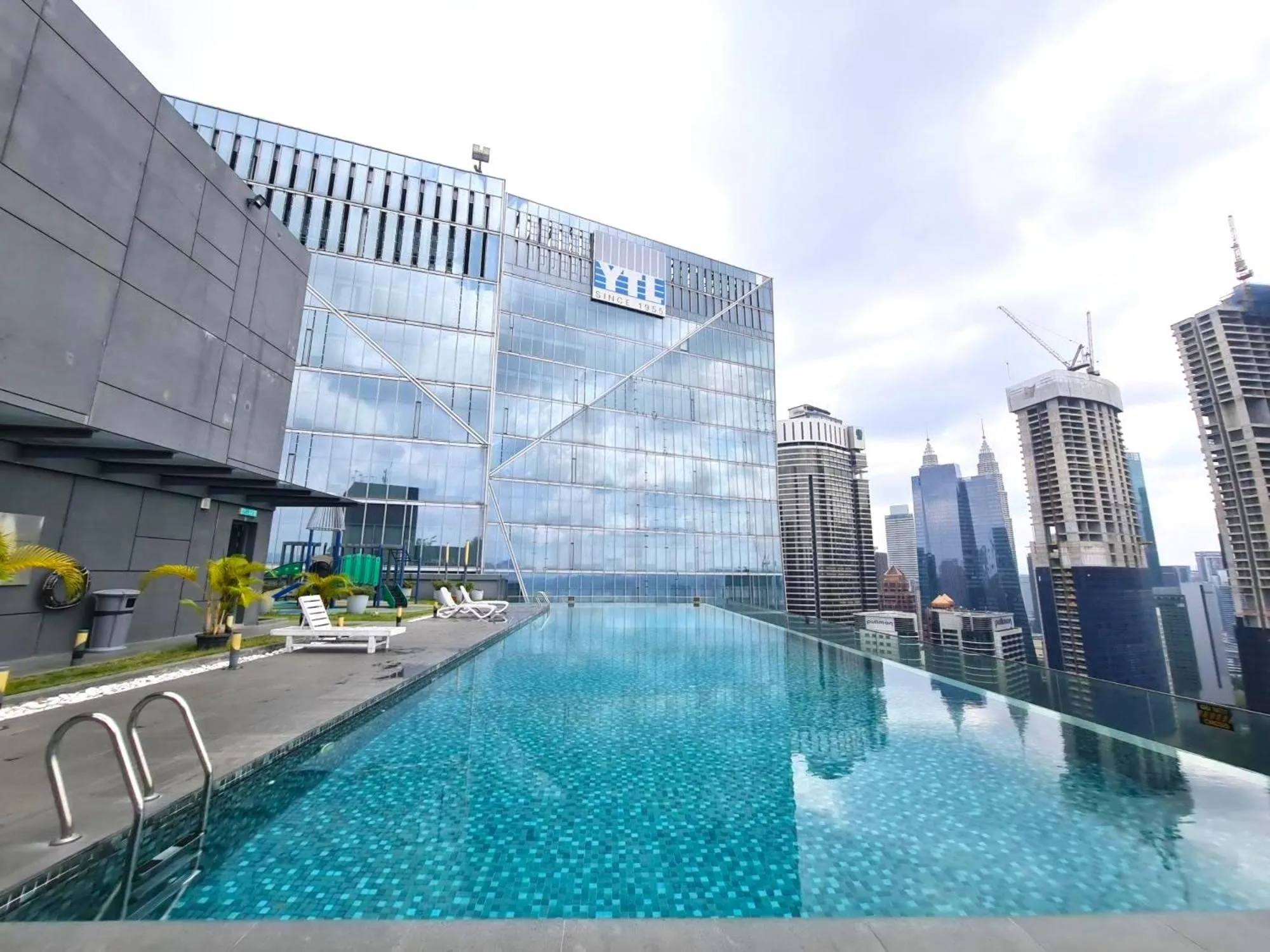 Swimming pool in Dorsett Residences Bukit Bintang