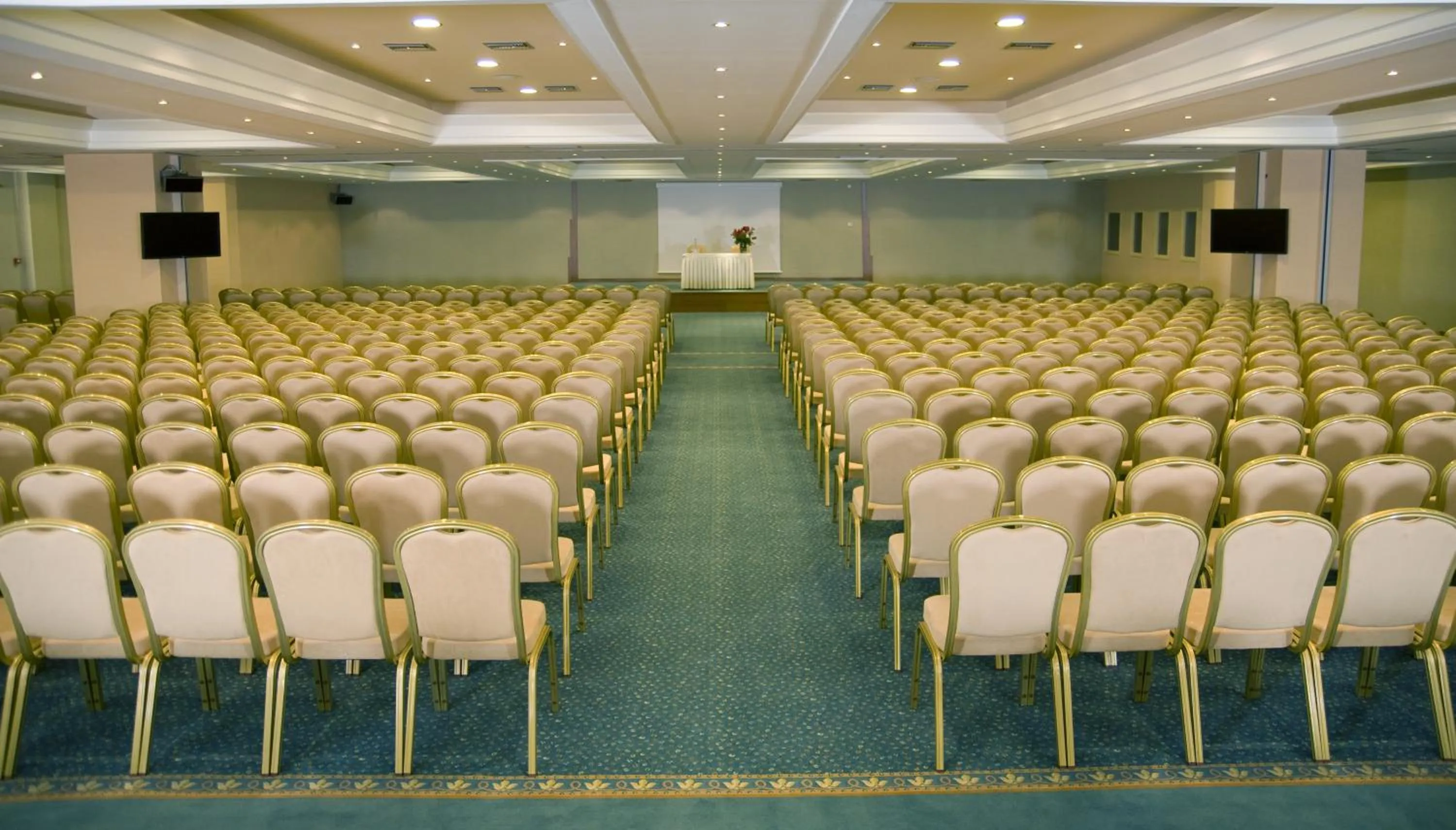 Meeting/conference room in Aegean Melathron Thalasso Spa Hotel