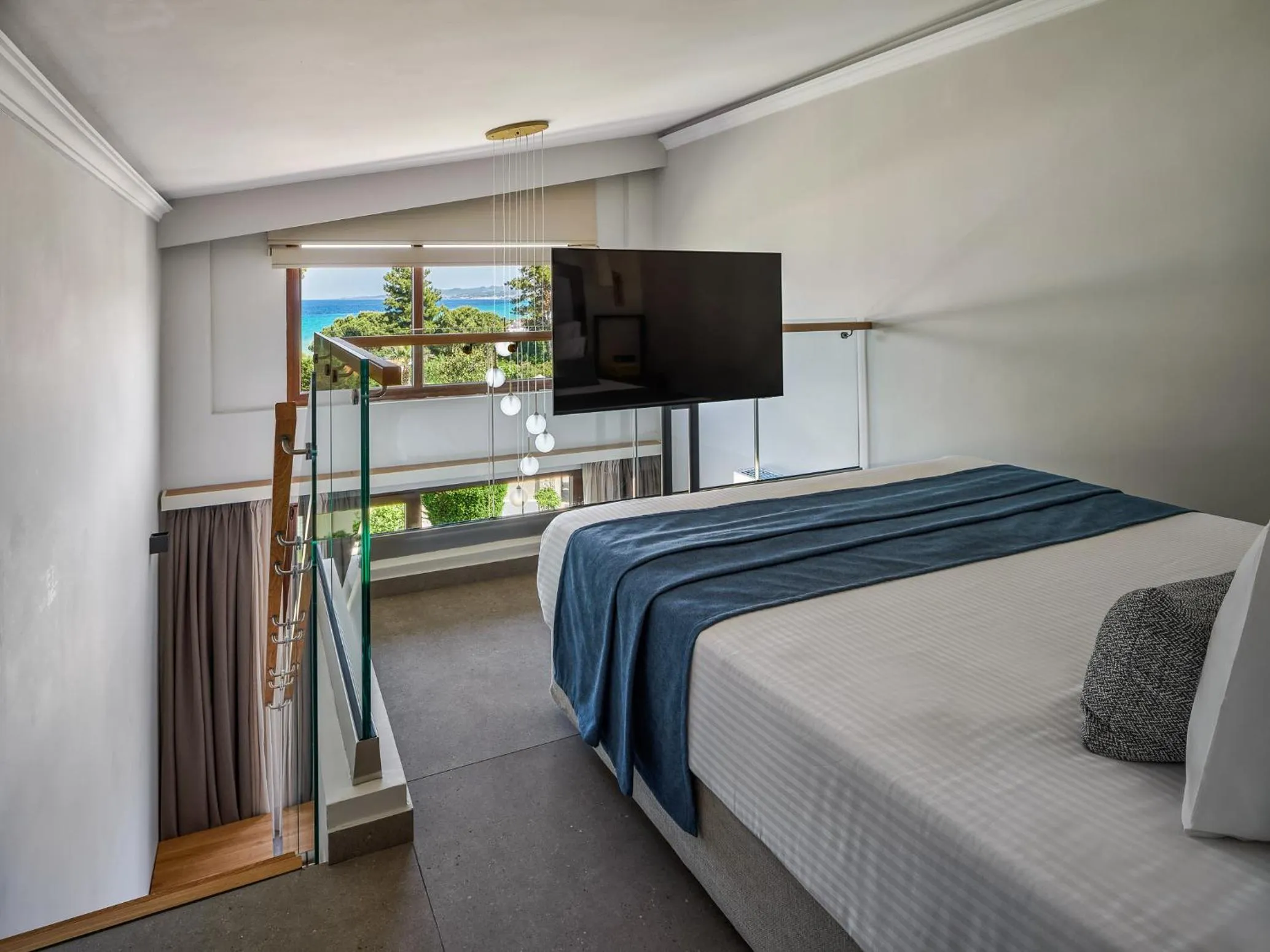 Bedroom, Bed in Aegean Melathron Thalasso Spa Hotel