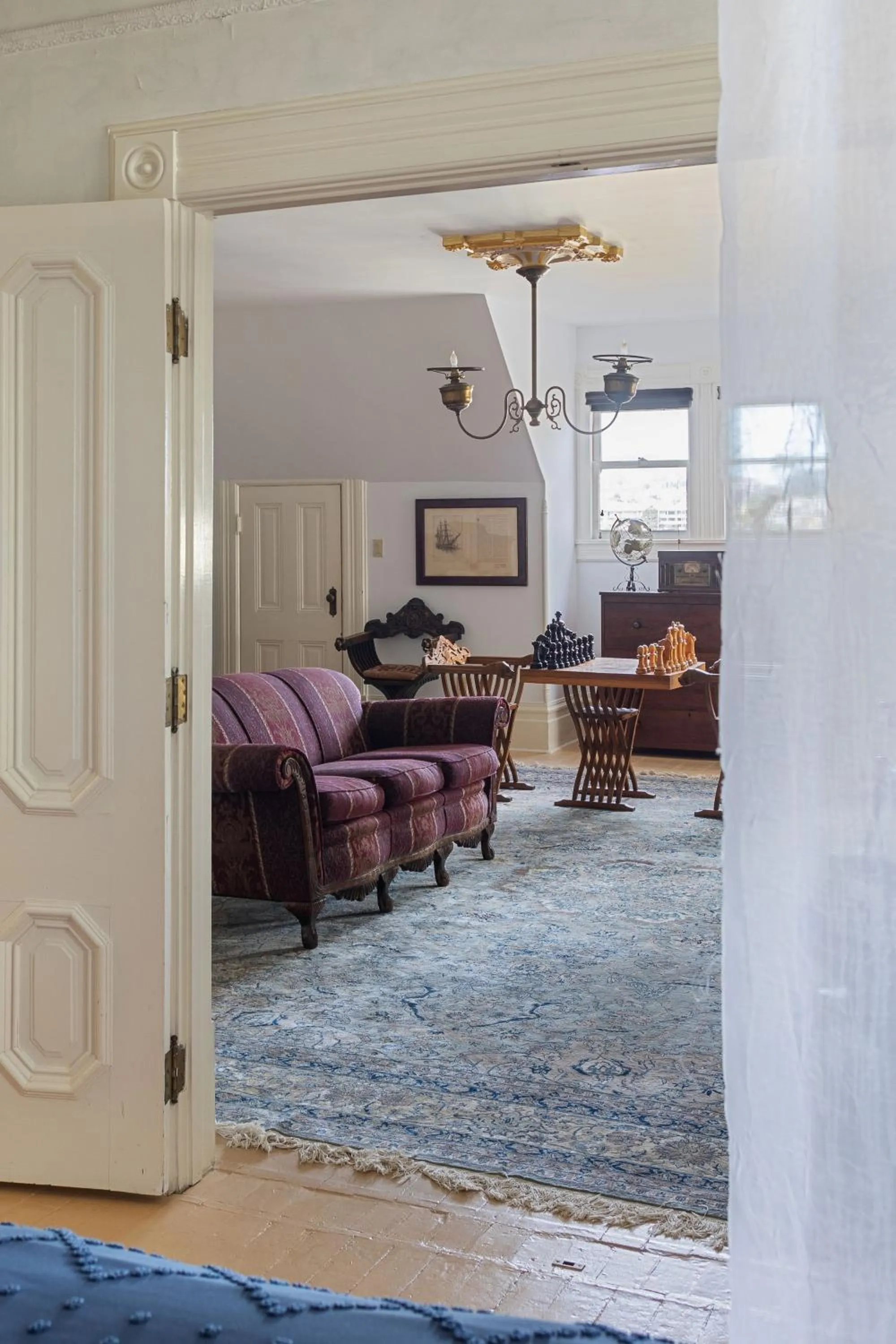 Living room in Chateau Tivoli Bed and Breakfast