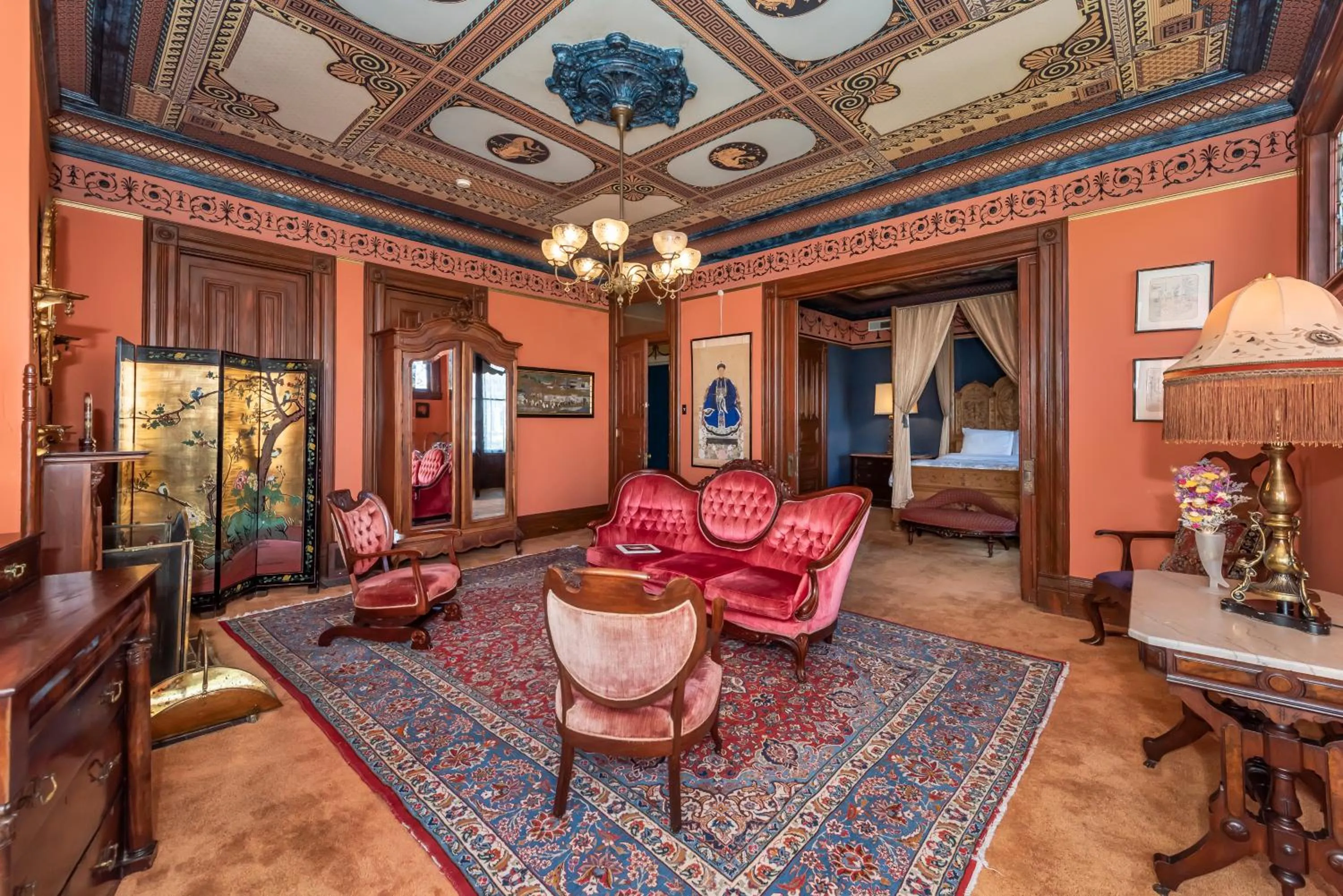 Living room in Chateau Tivoli Bed and Breakfast