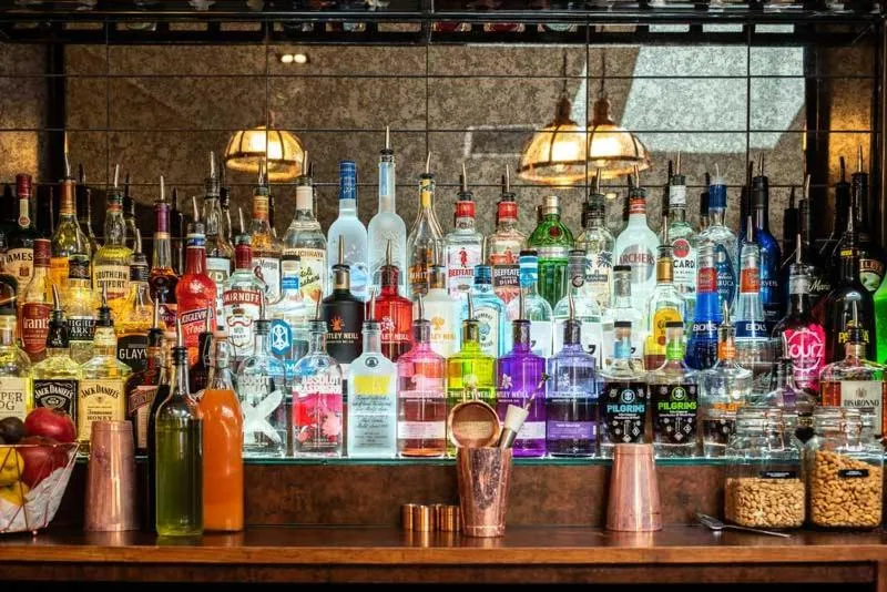 Restaurant/places to eat in Livingston Lodge Hotel