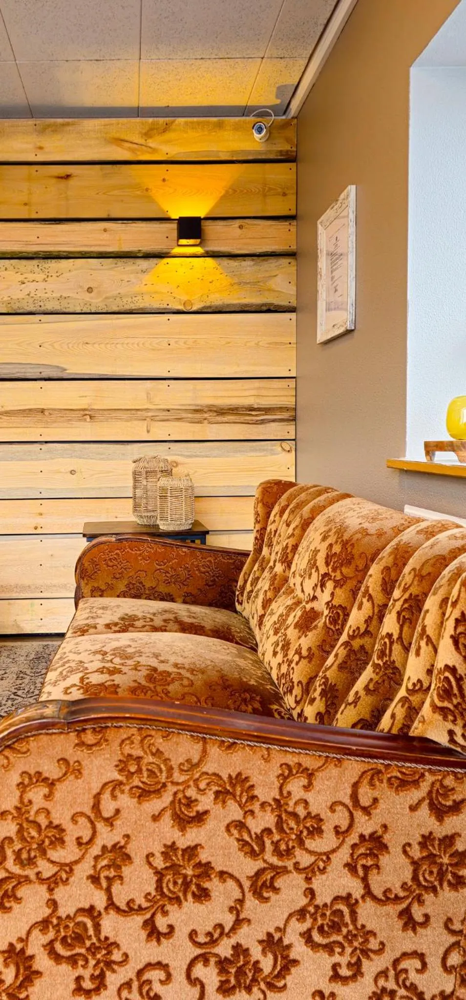 Seating area, Bed in Akureyri Hostel