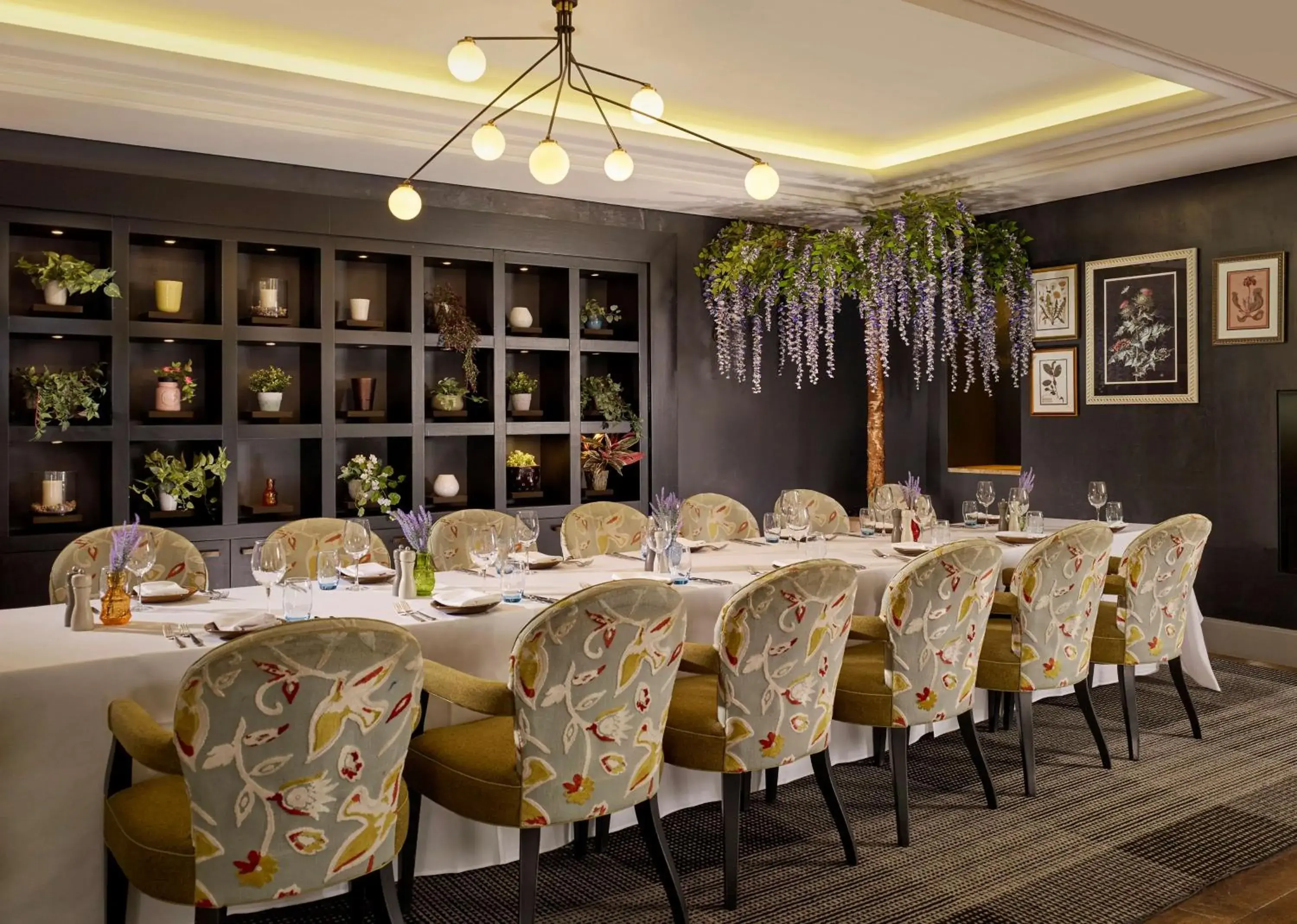 Restaurant/places to eat in Hyatt Regency Birmingham Restaurant/places to eat in Hyatt Regency Birmingham