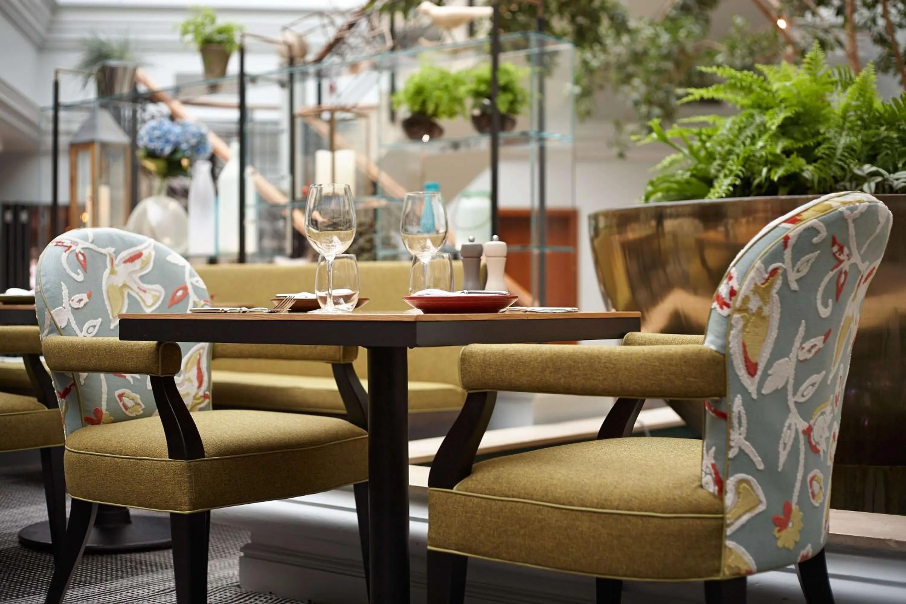 Restaurant/places to eat in Hyatt Regency Birmingham