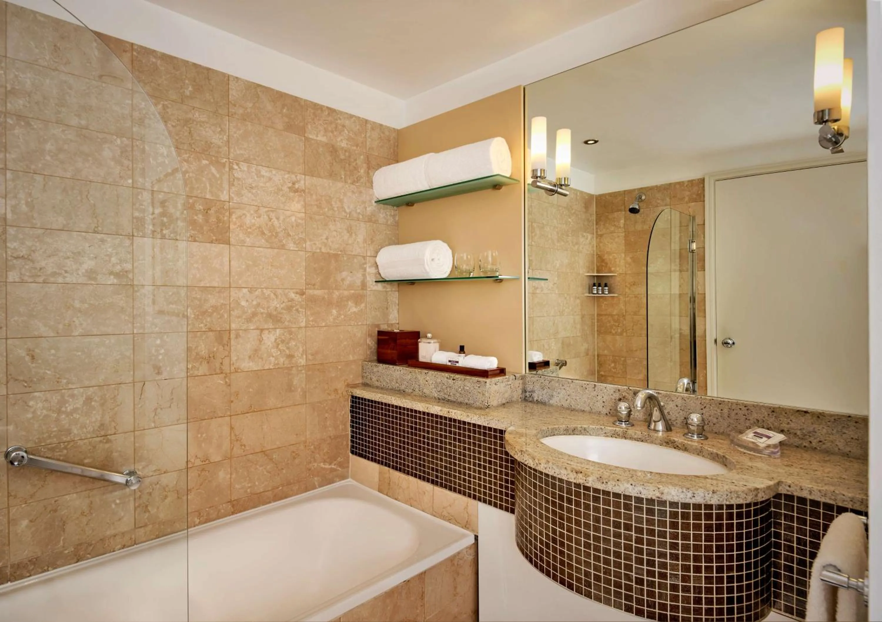 Bathroom in Hyatt Regency Birmingham