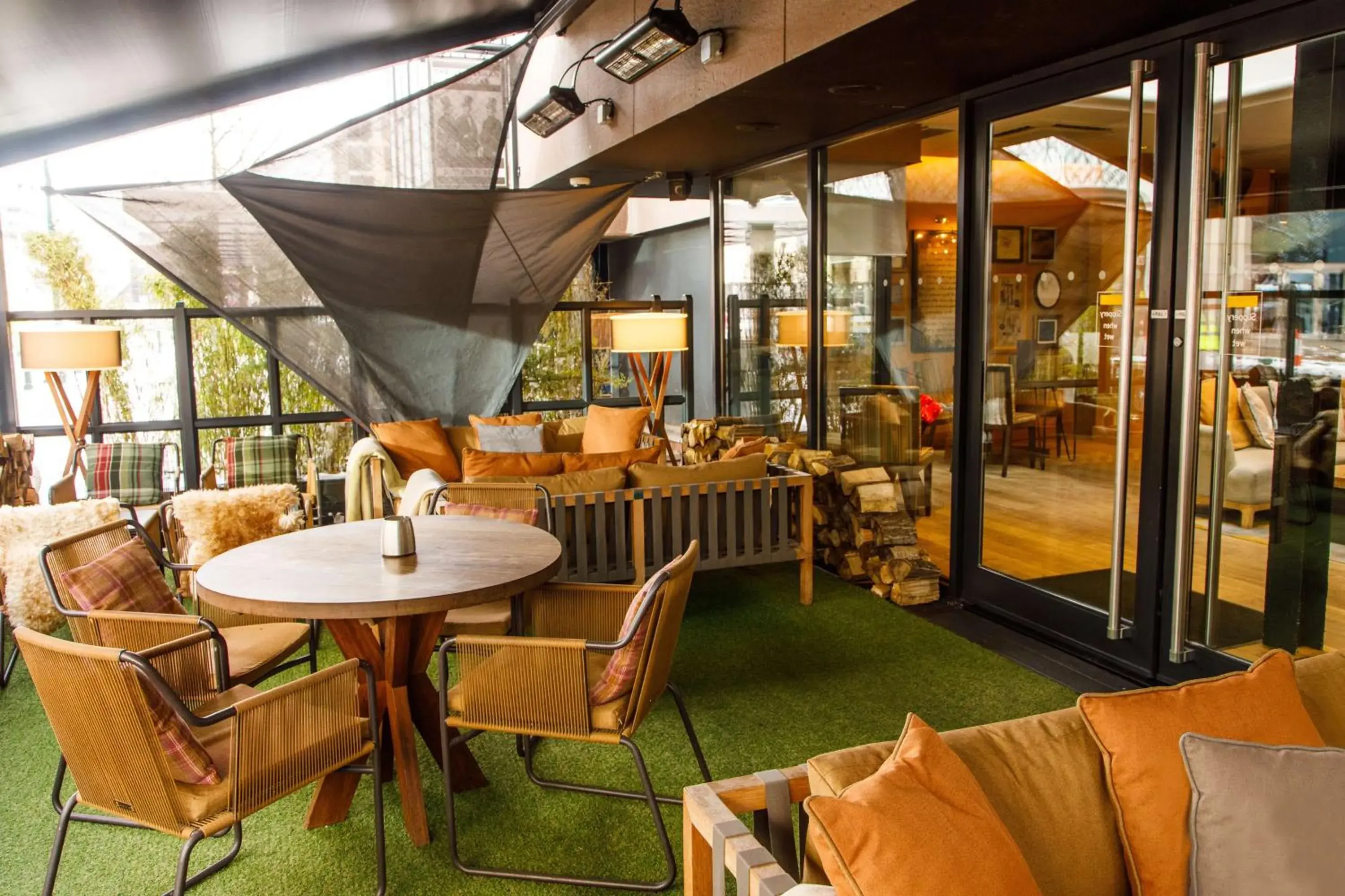 Lounge or bar in Hyatt Regency Birmingham Lounge or bar in Hyatt Regency Birmingham