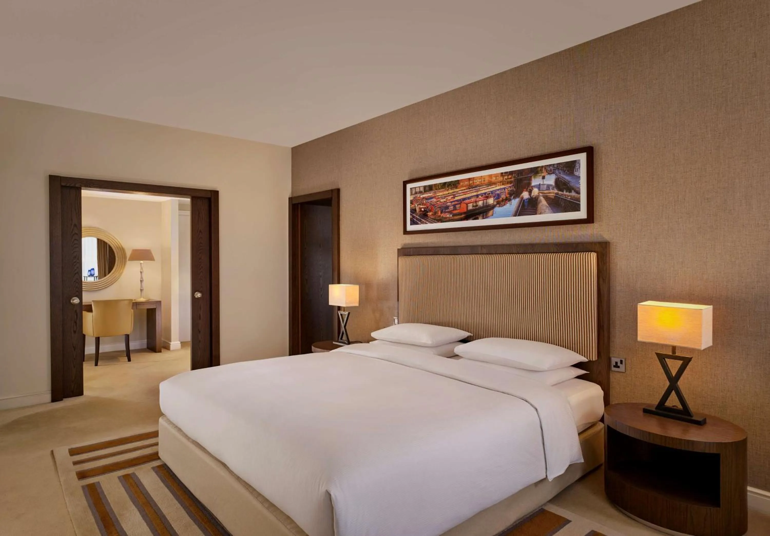 Photo of the whole room in Hyatt Regency Birmingham