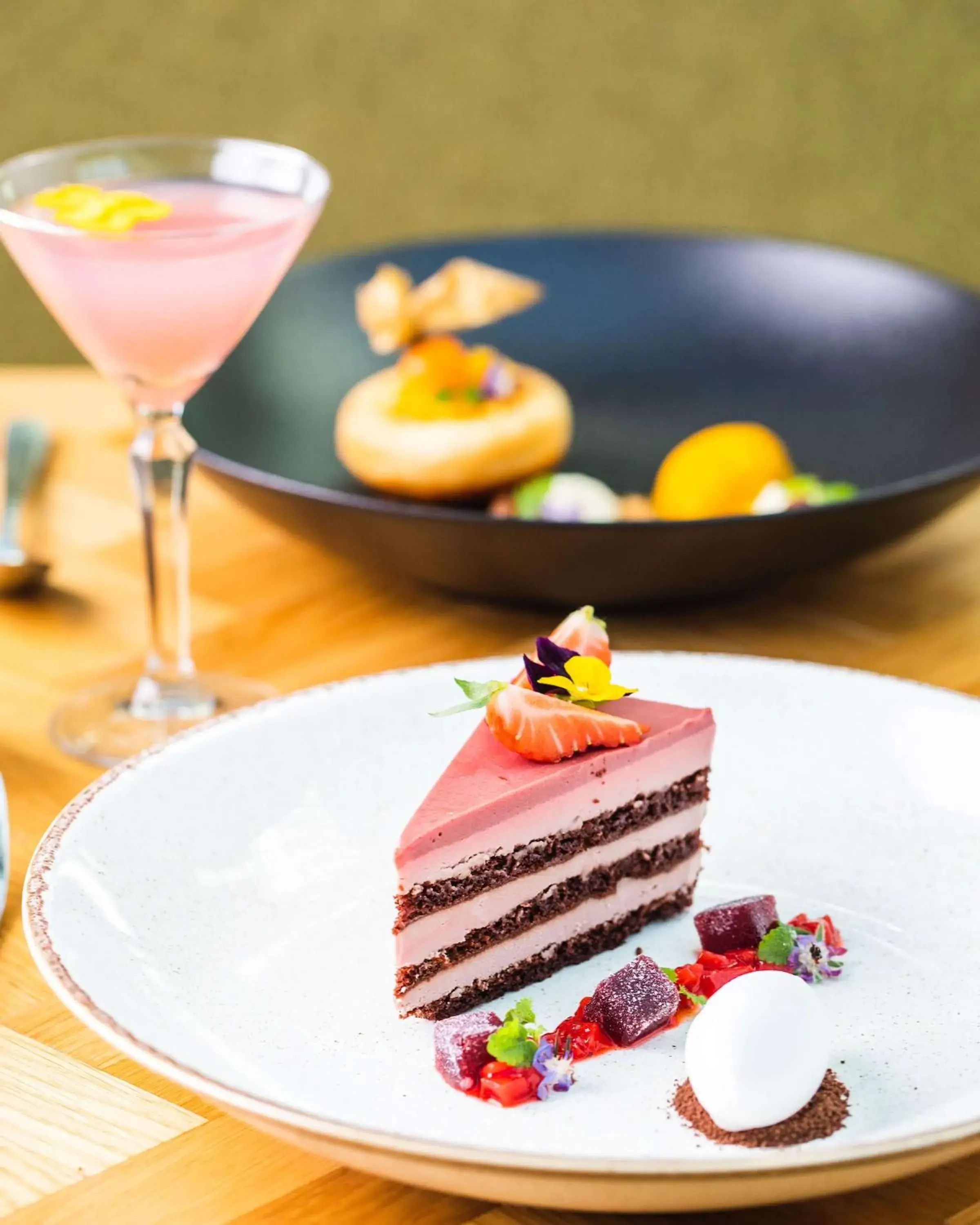 Restaurant/places to eat in Hyatt Regency Birmingham Restaurant/places to eat in Hyatt Regency Birmingham