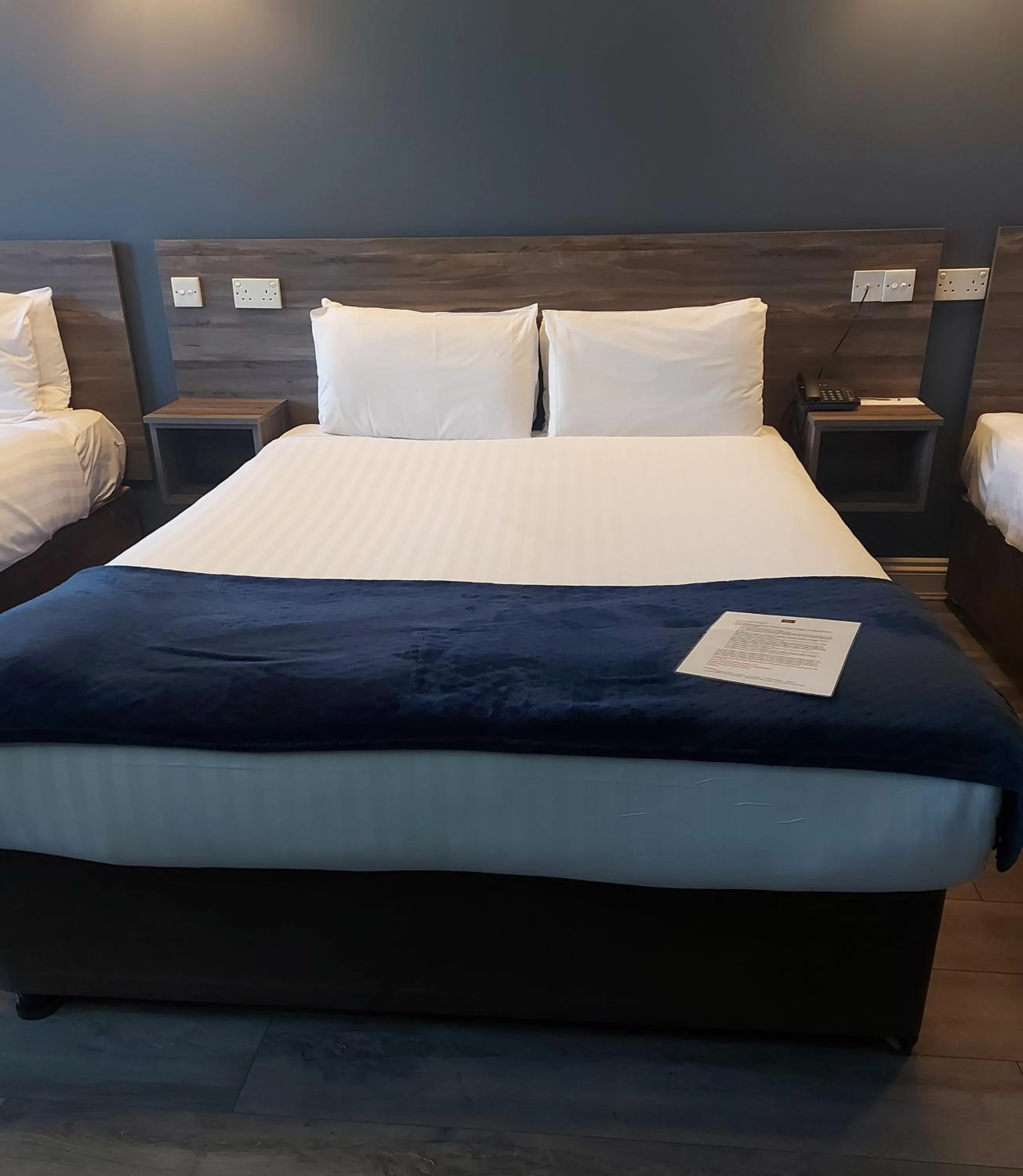 Bedroom, Bed in Inn On The Coast