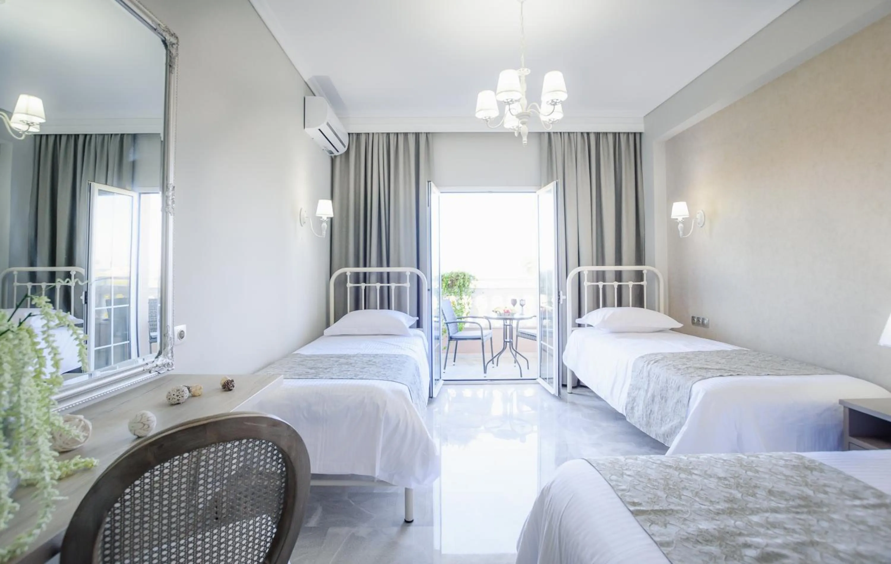 Bedroom, Bed in Erofili Hotel