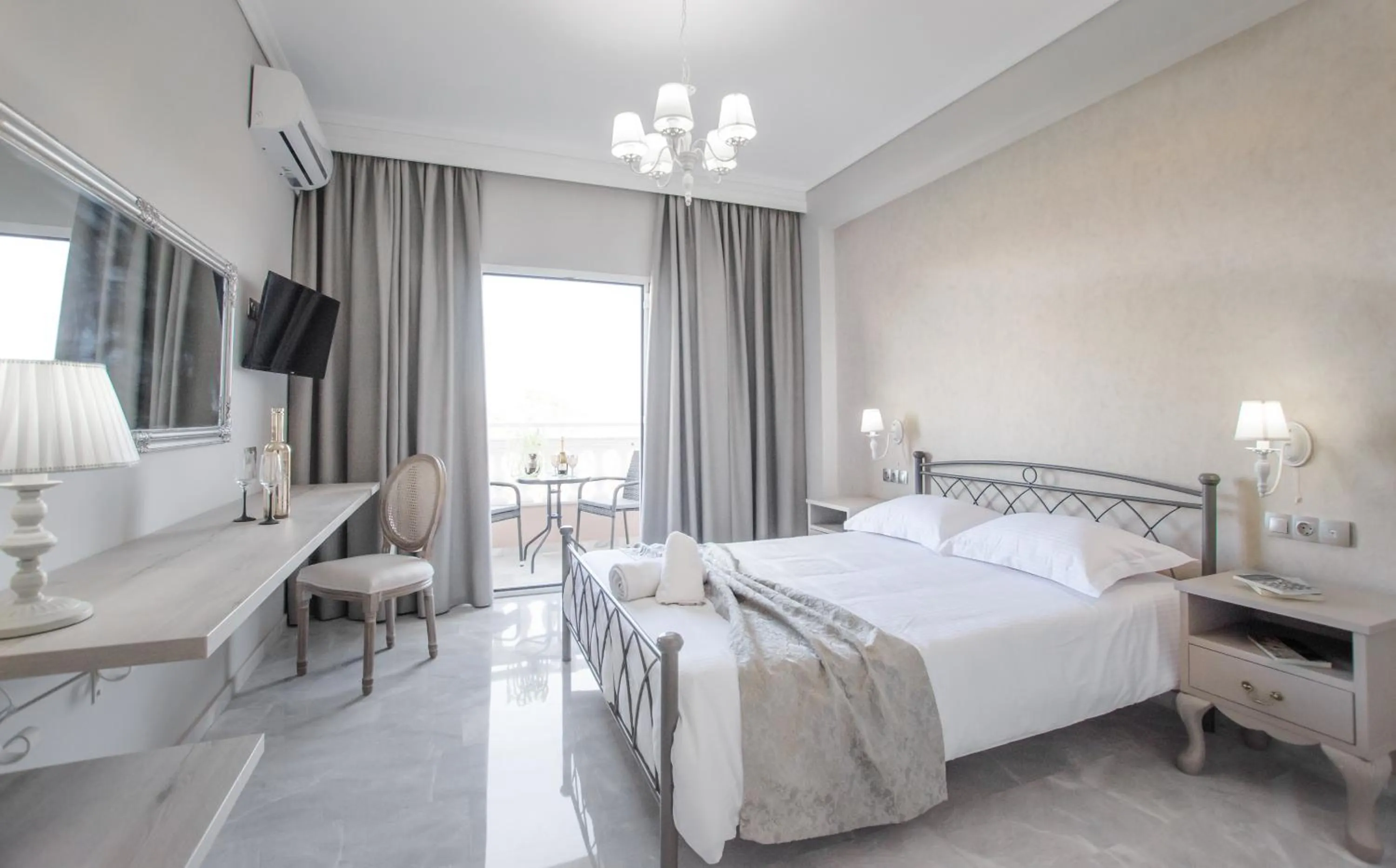 Bedroom, Bed in Erofili Hotel