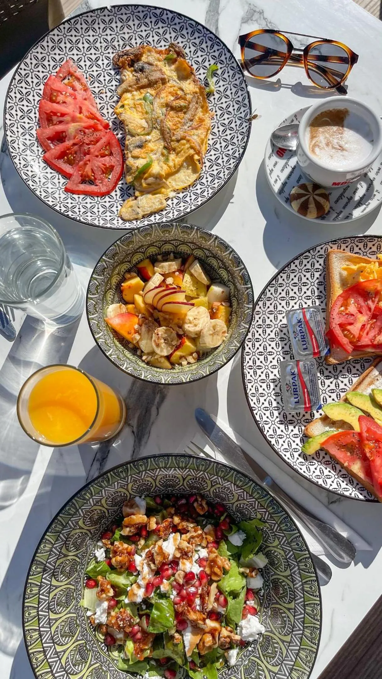 Restaurant/places to eat in Erofili Hotel