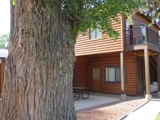 Property building in Austin's Chuckwagon Motel