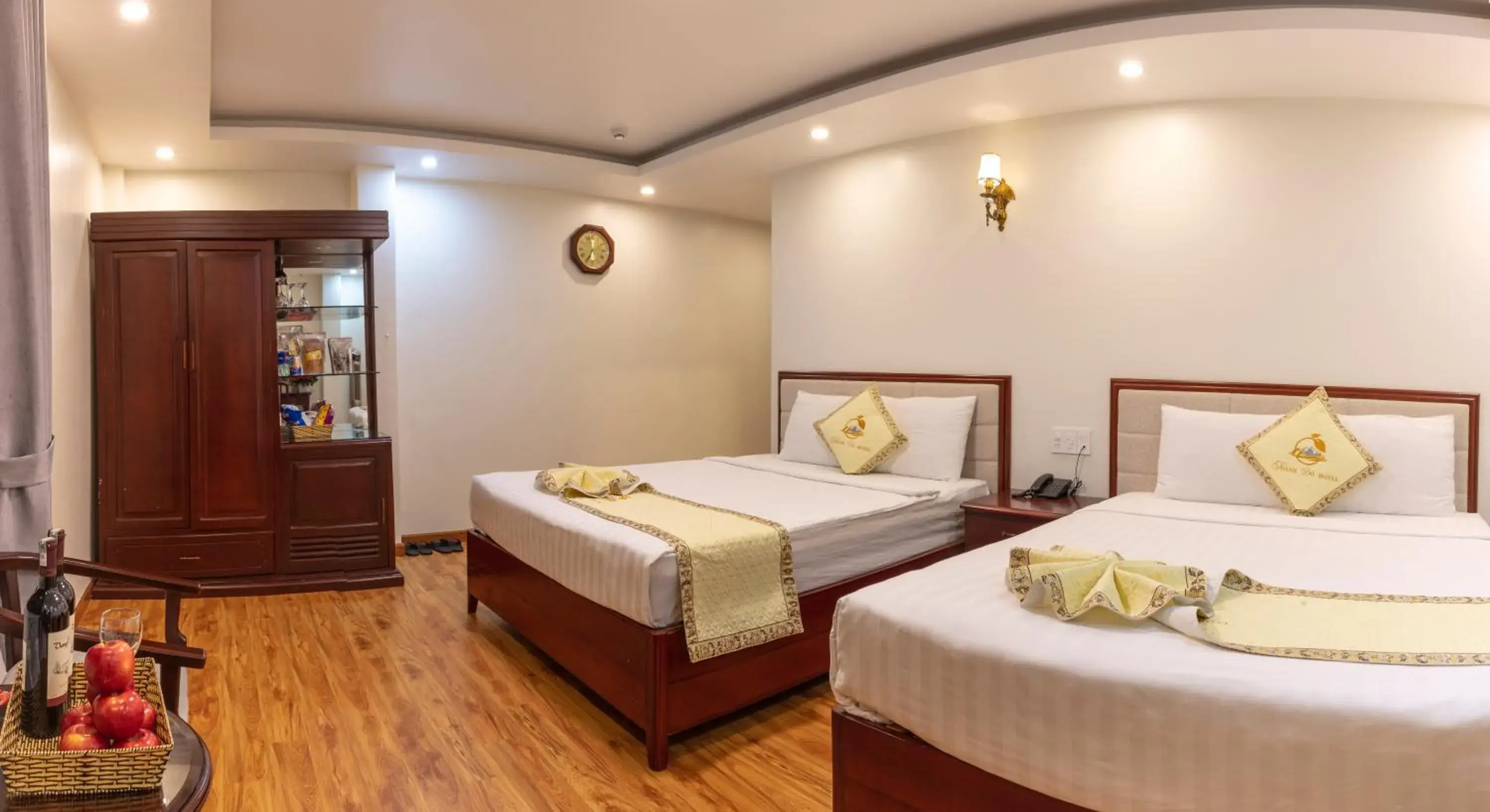 Bed in Thanh Do Hotel Bed in Thanh Do Hotel