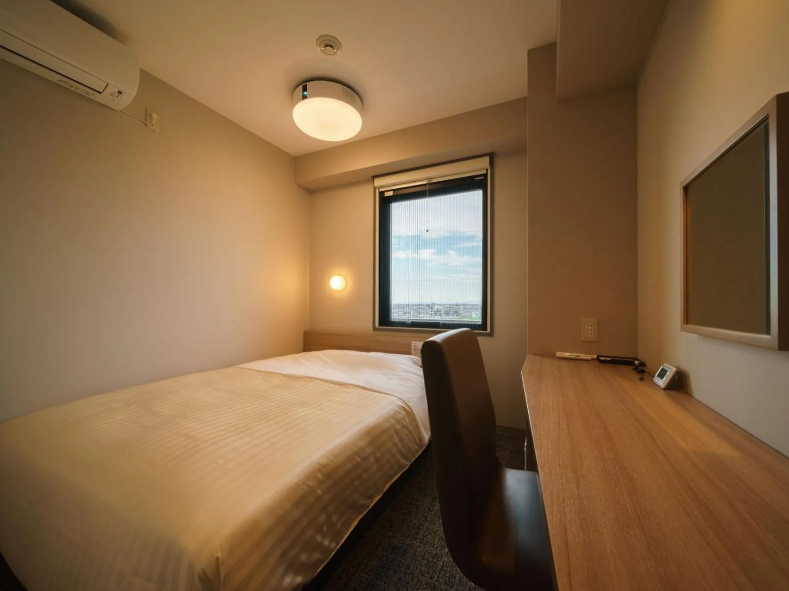 TV and multimedia, Bed in Super Hotel Anan Tomioka