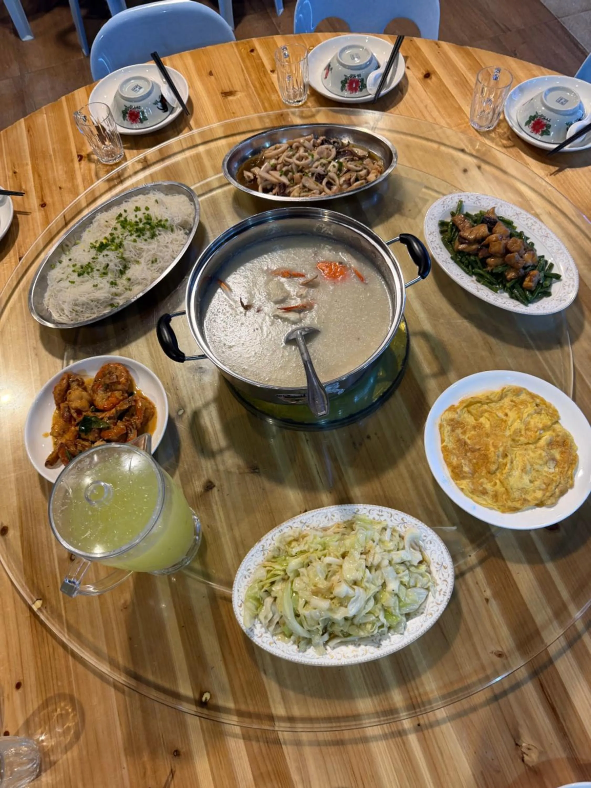 Restaurant/places to eat in Chan Living