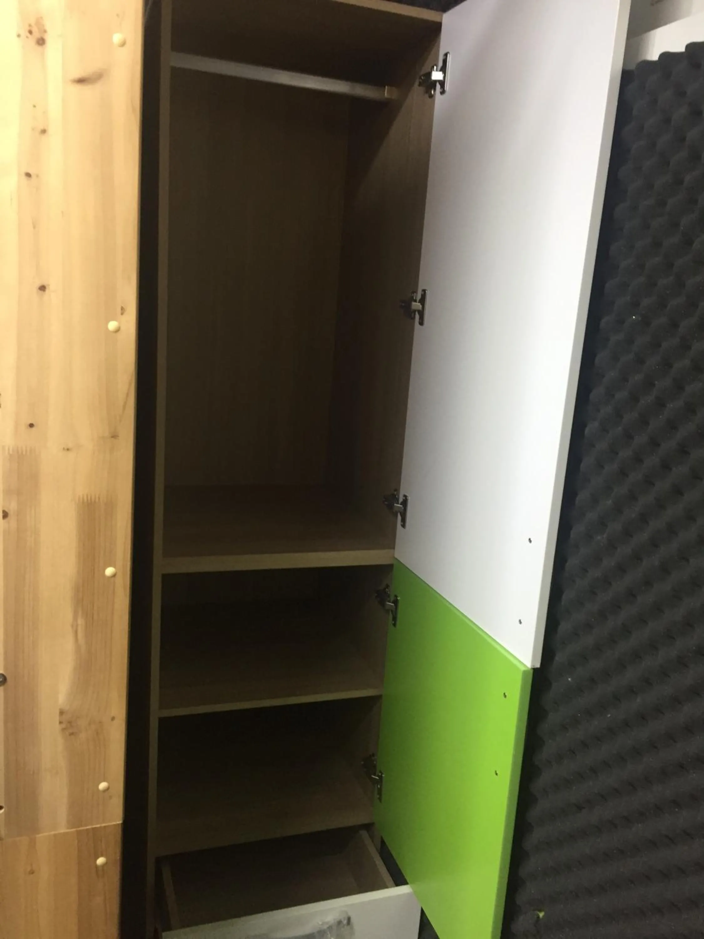 wardrobe in The Core Albergue
