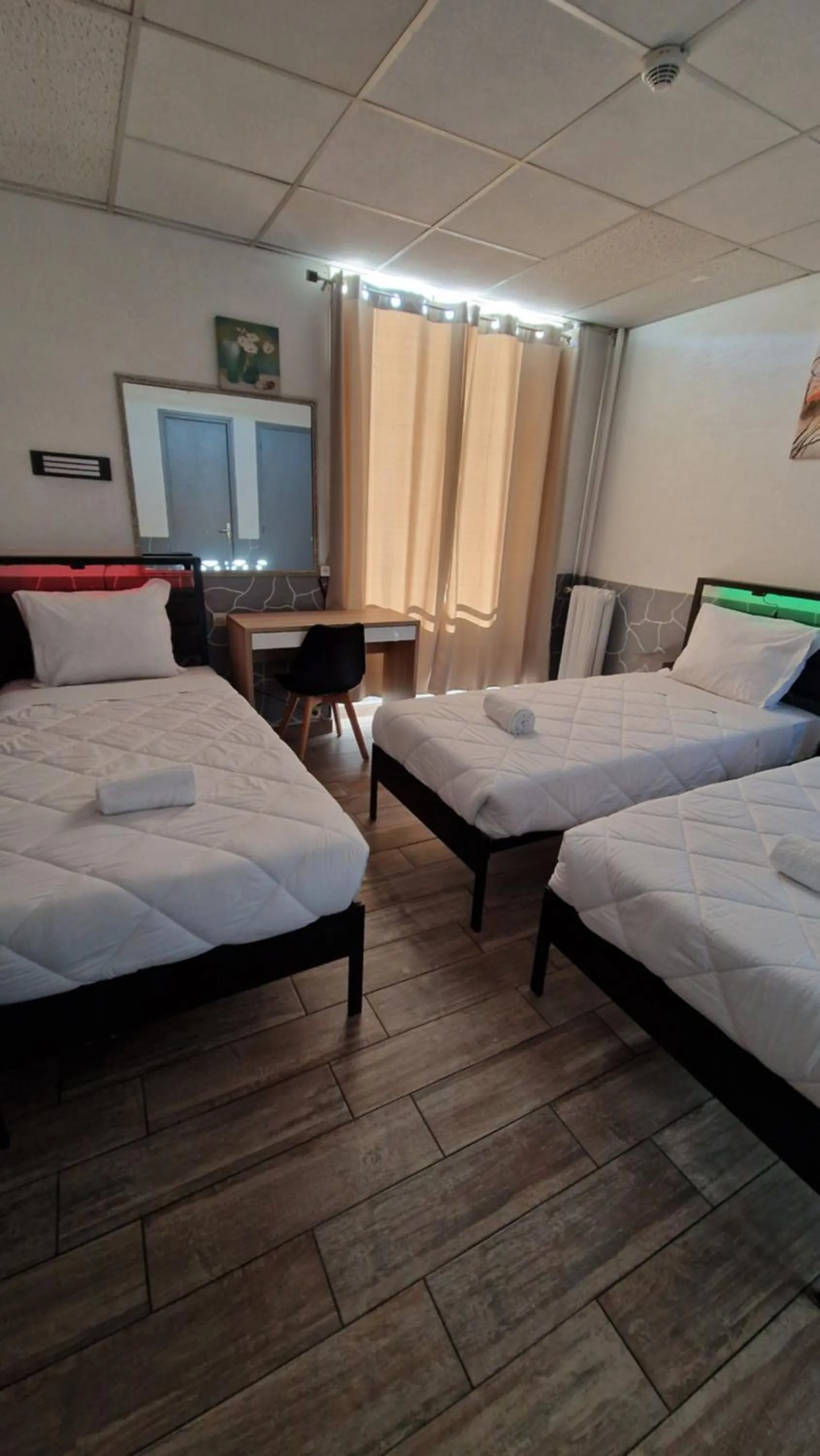 Bed in Hôtel du Nord