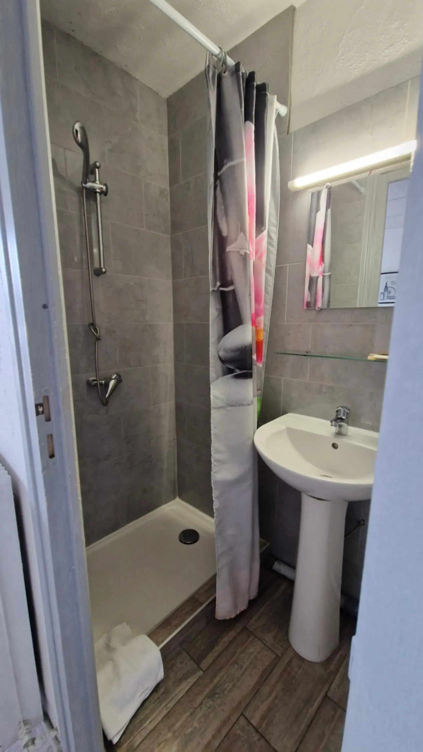 Comfort Twin Room in Hôtel du Nord Comfort Twin Room in Hôtel du Nord