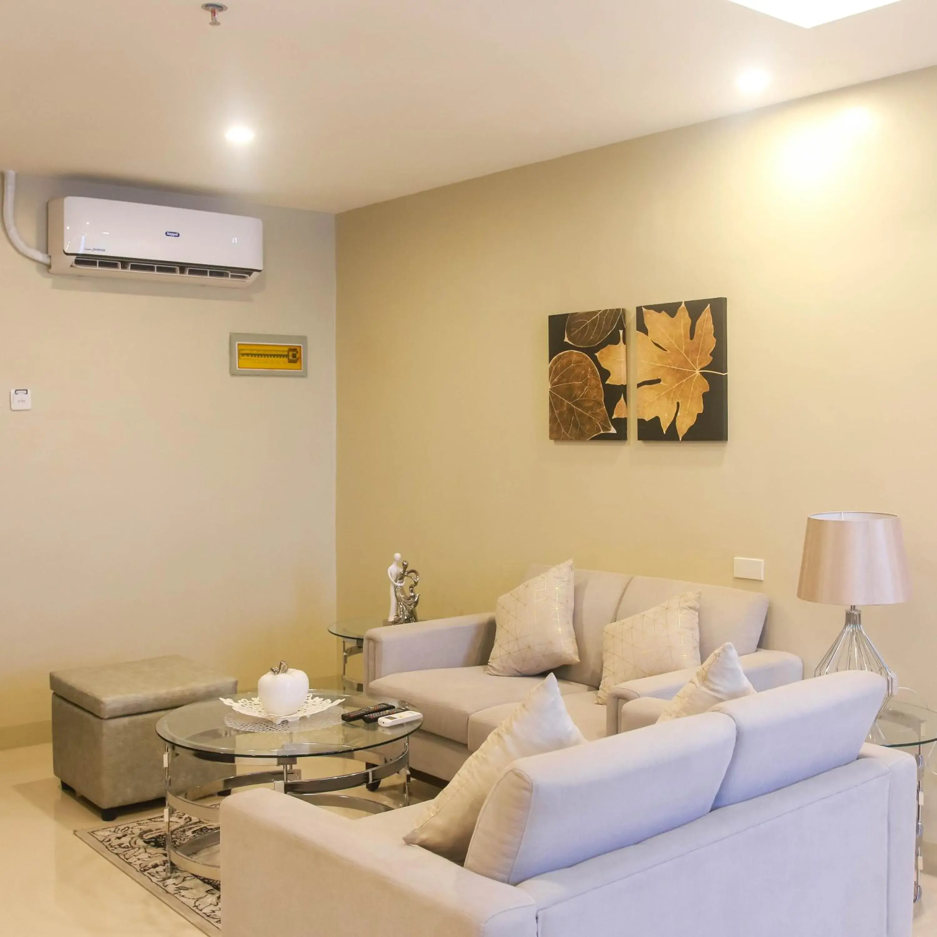 Living room in Iloilo Gateway Hotel and Suites Living room in Iloilo Gateway Hotel and Suites